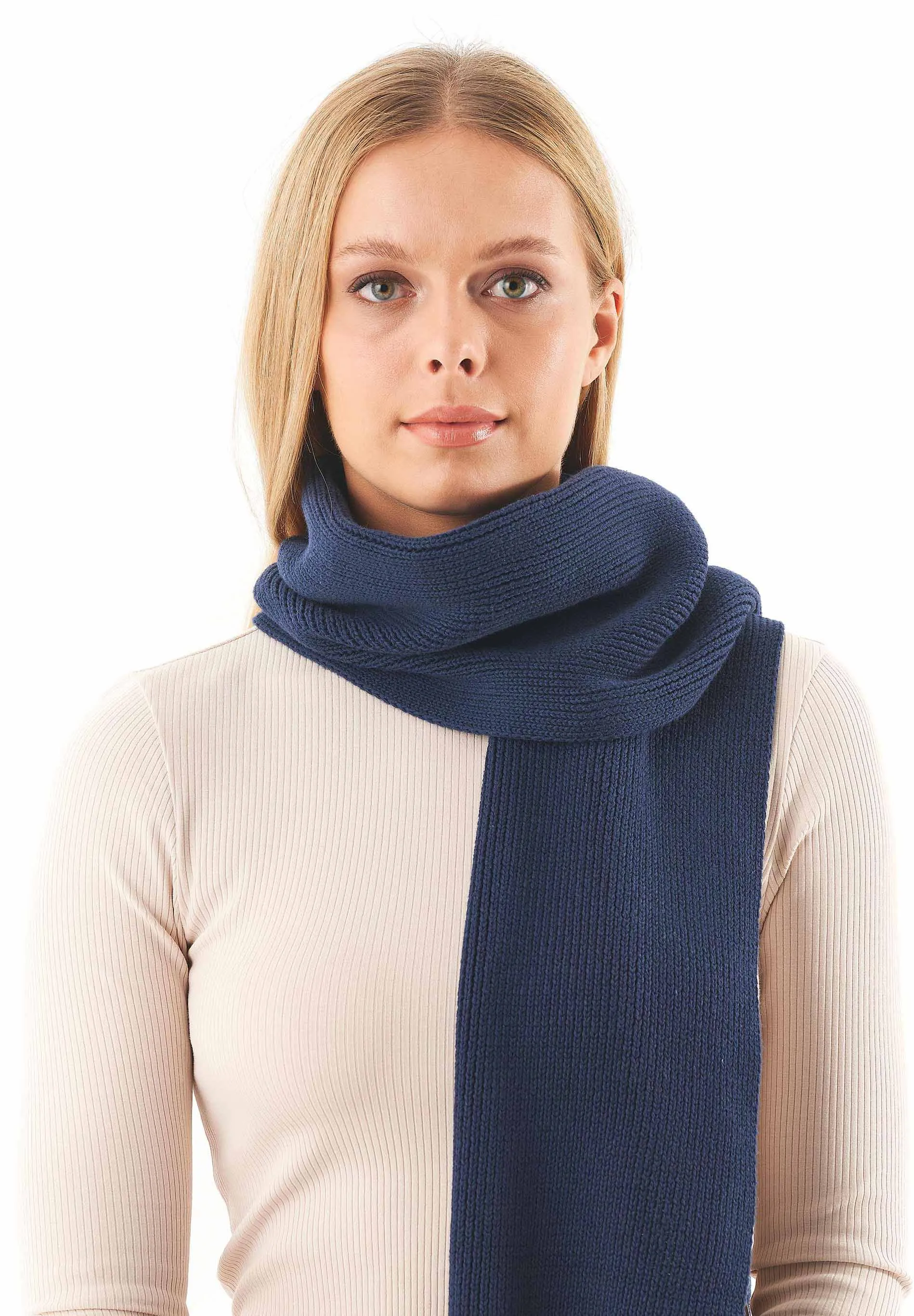 Knitted Organic Cotton Scarf Navy sold by Ivalo.com product image thumbnail 3