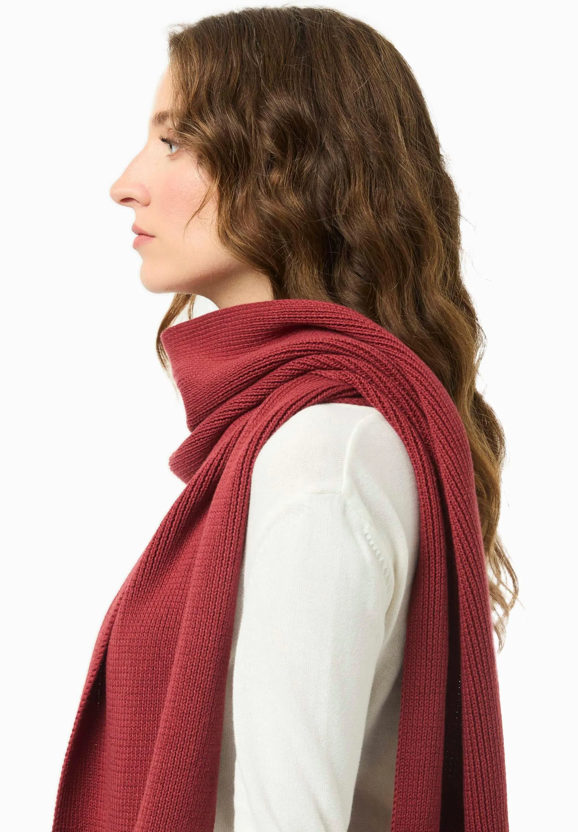 Knitted Organic Cotton Scarf Merlot sold by Ivalo.com product image thumbnail 5