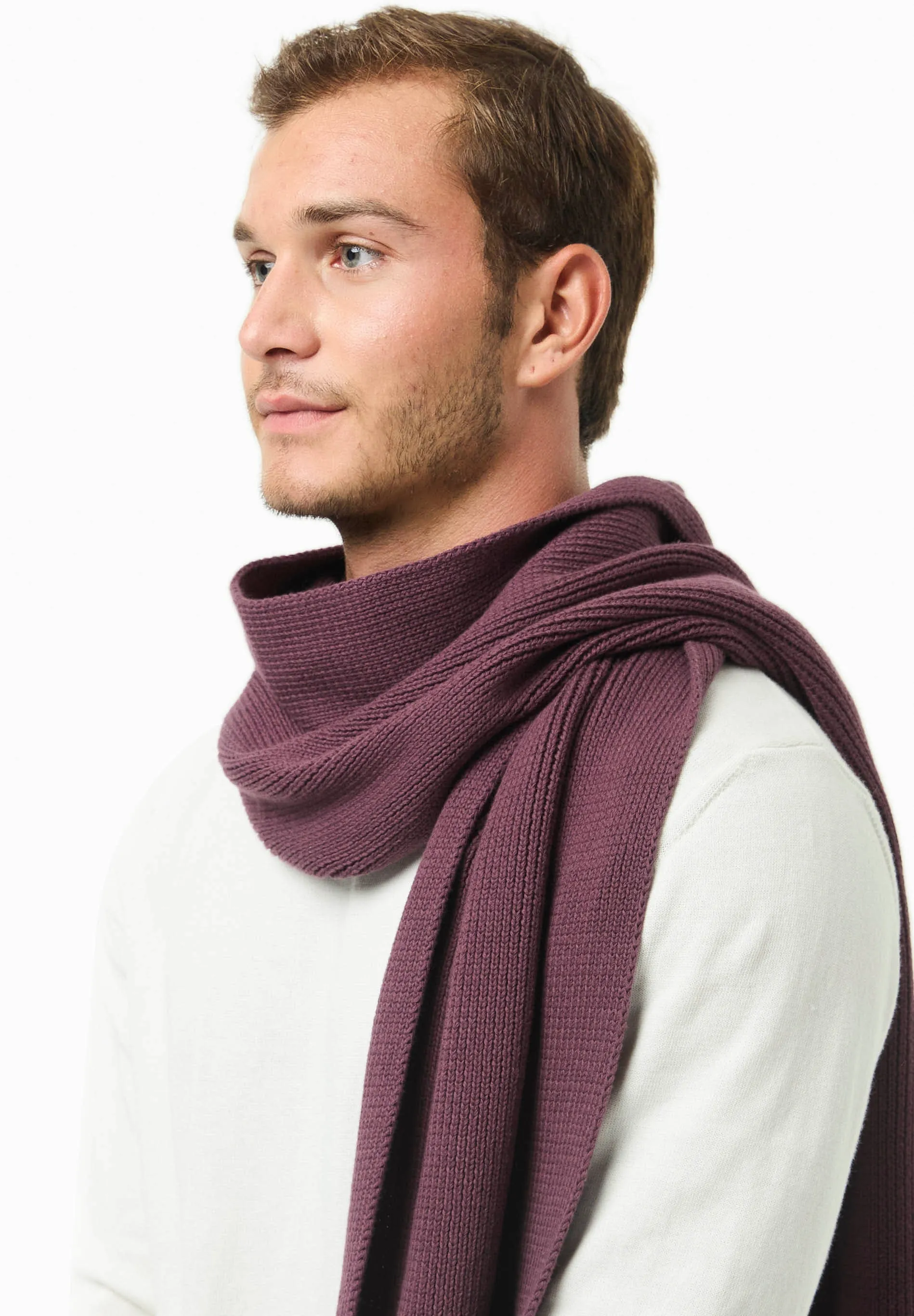 Knitted Organic Cotton Scarf Dark Fig sold by Ivalo.com product image thumbnail 4