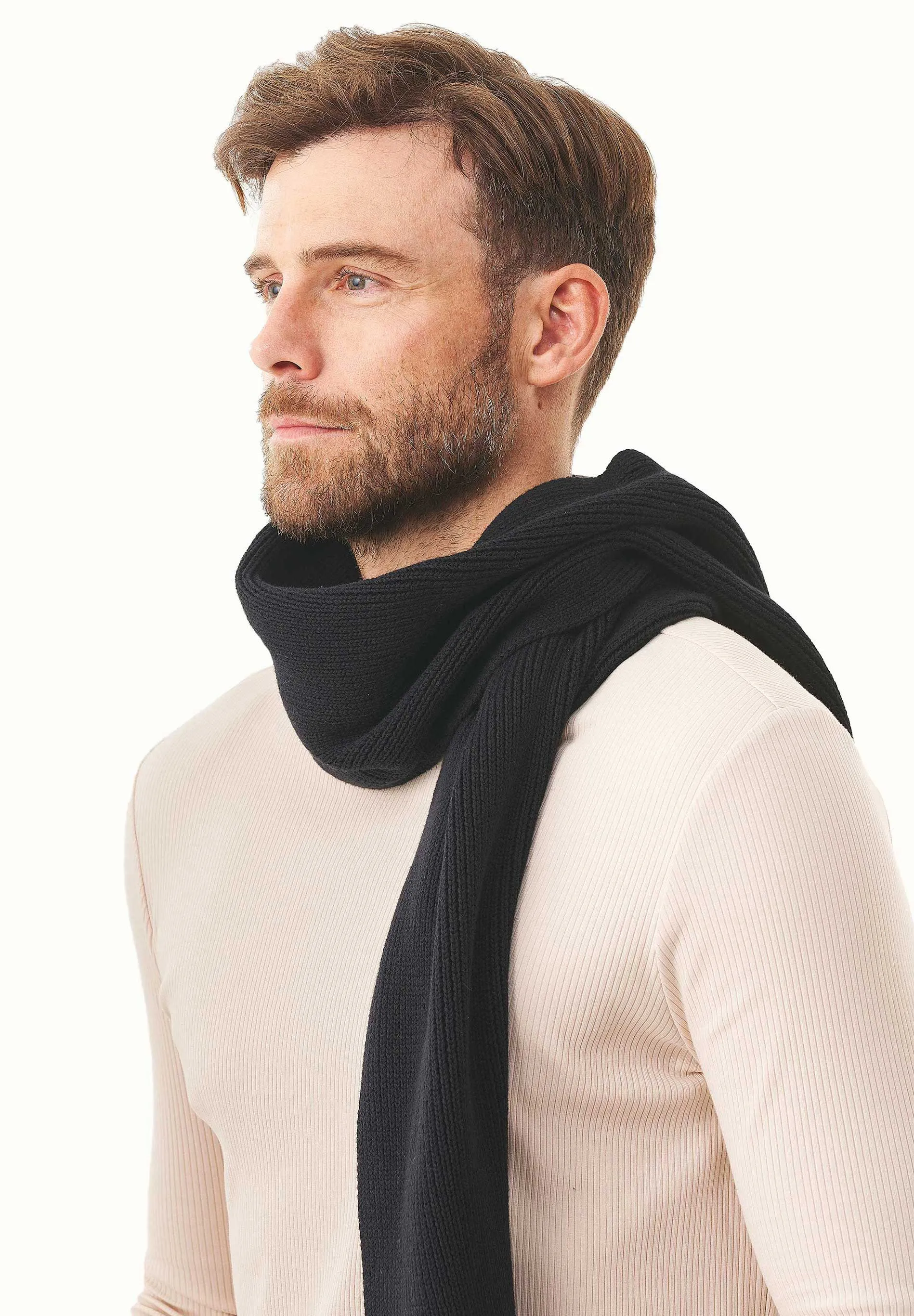 Knitted Organic Cotton Scarf Black sold by Ivalo.com product image thumbnail 4