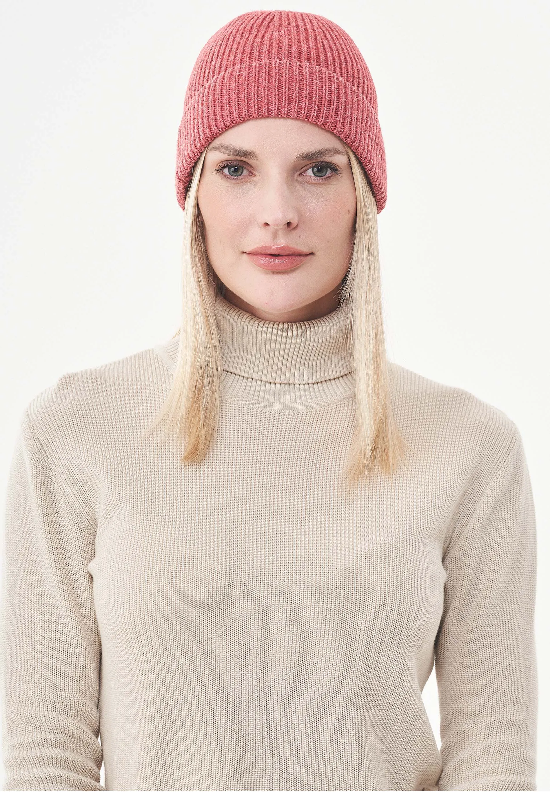 Ribbed Merino Wool Blend Beanie Red sold by Ivalo.com