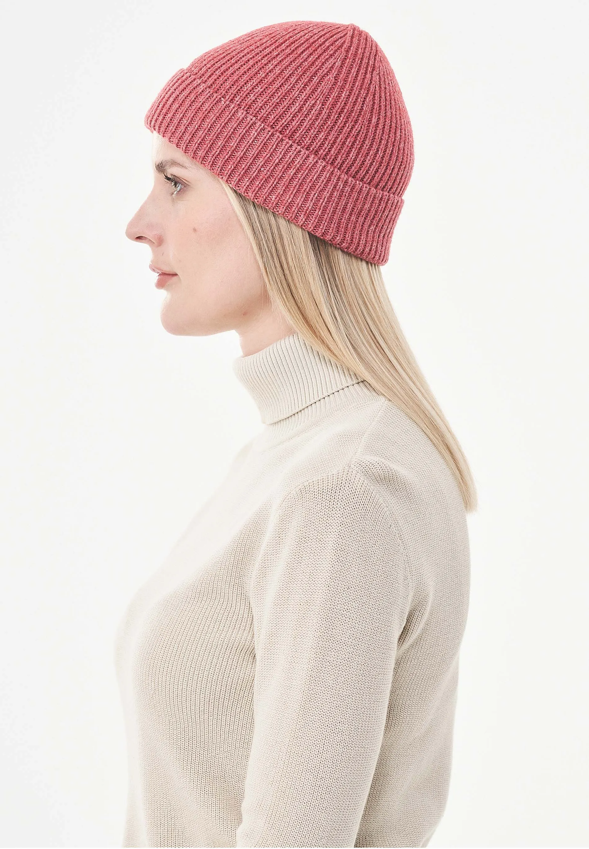 Ribbed Merino Wool Blend Beanie Red sold by Ivalo.com product image thumbnail 4