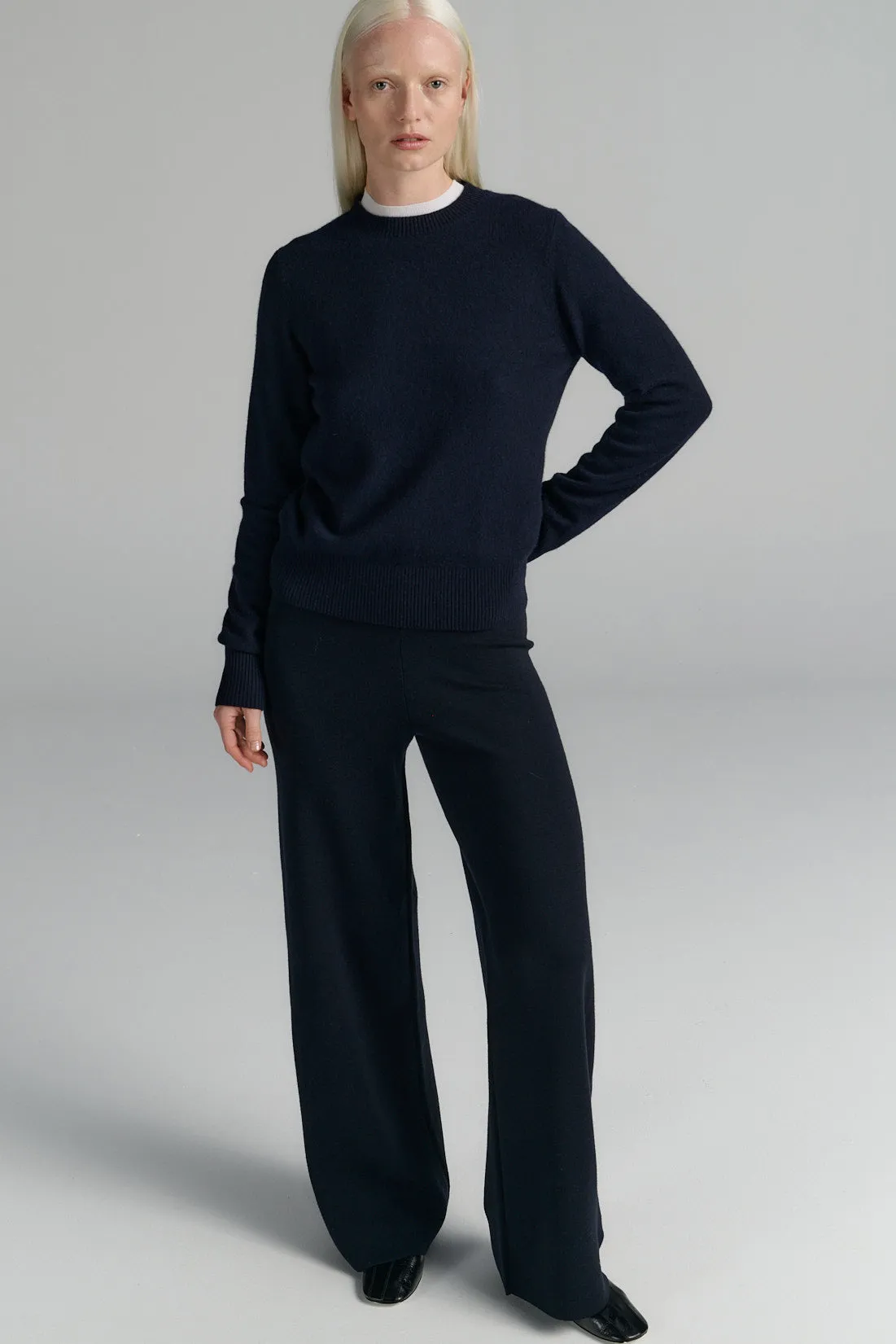 RHEA144 Merino-Cashmere Crew Navy sold by Ivalo.com product image thumbnail 5