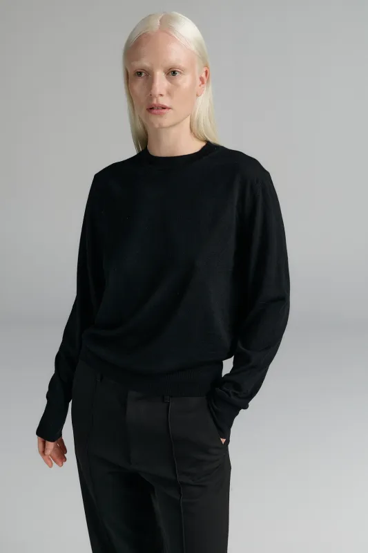 RHEA096 Merino Crew Black sold by Ivalo.com