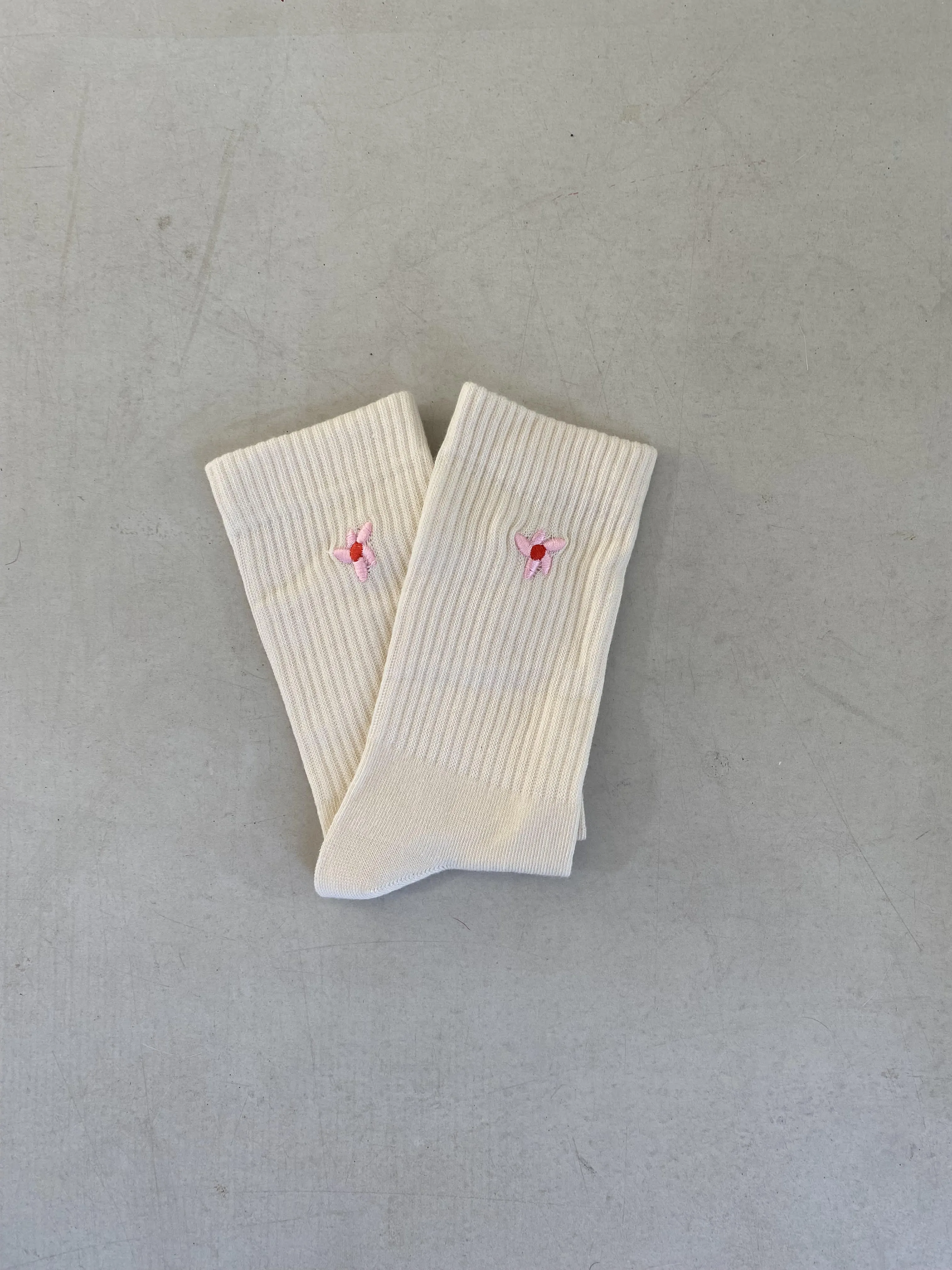 Flower Socks Fuchsia sold by Ivalo.com product image thumbnail 2