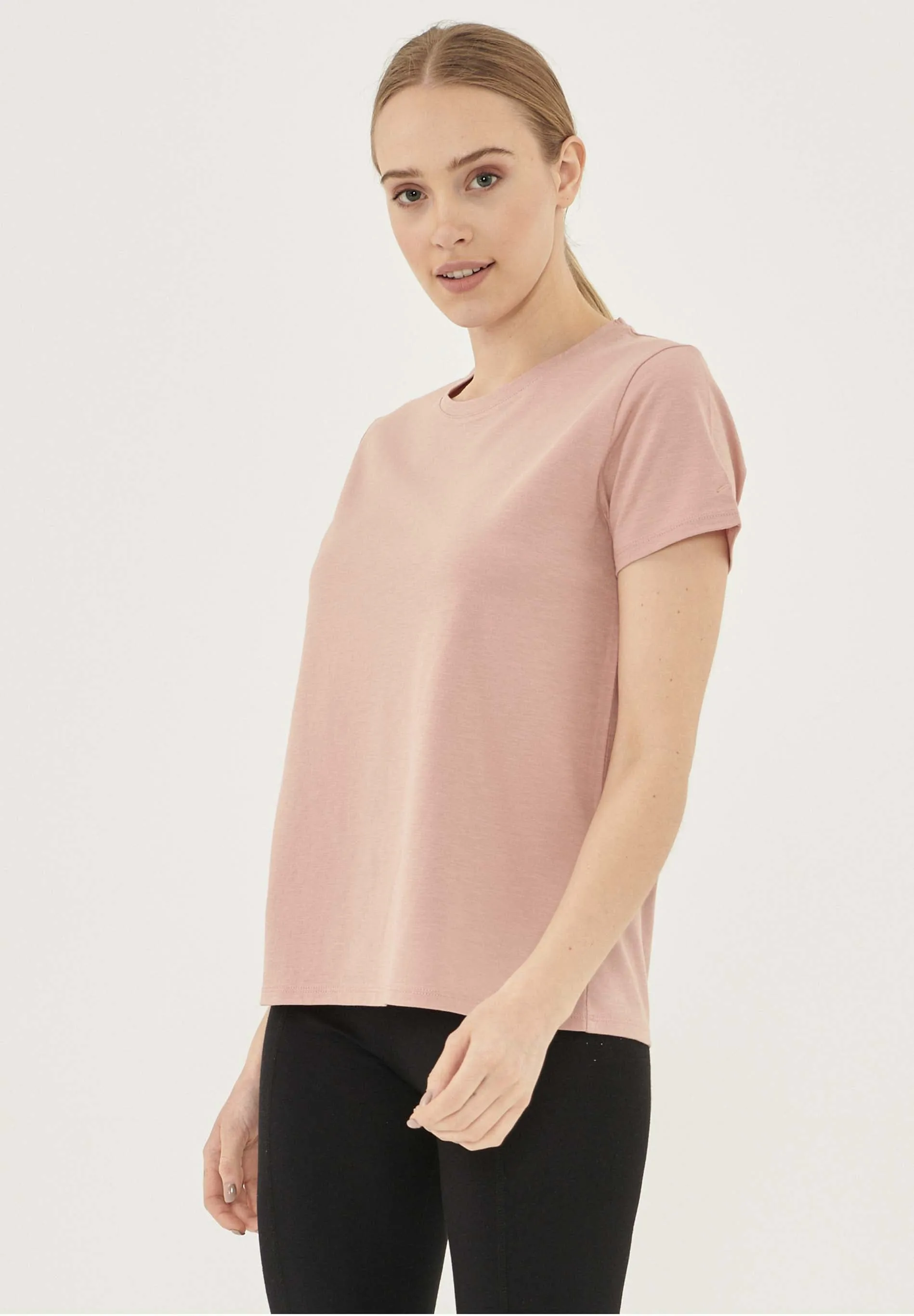 Women's Basic Round Neck T-Shirt Rose sold by Ivalo.com product image thumbnail 3