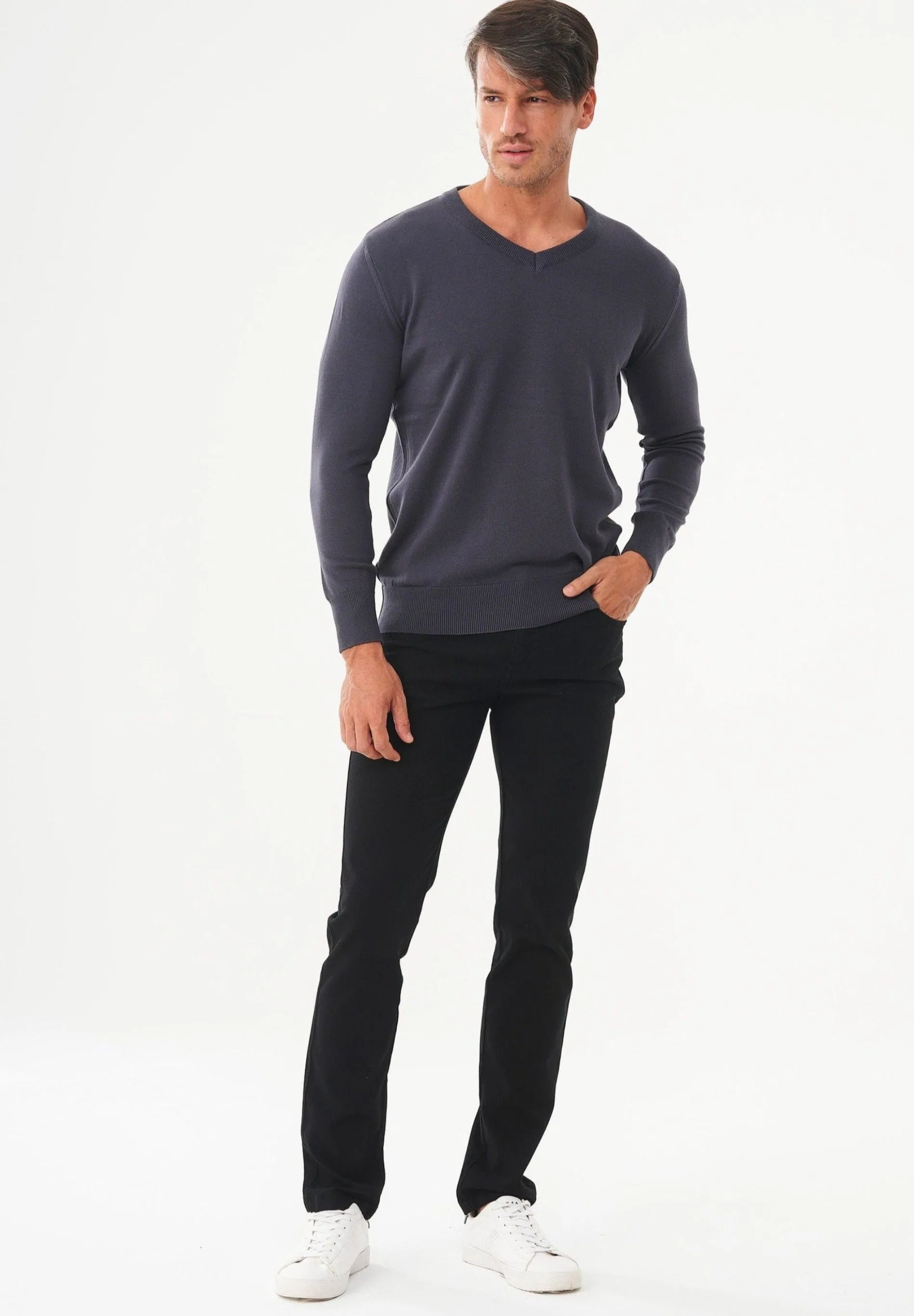 Men's V-Neck Organic Cotton Sweater Asphalt sold by Ivalo.com product image thumbnail 3