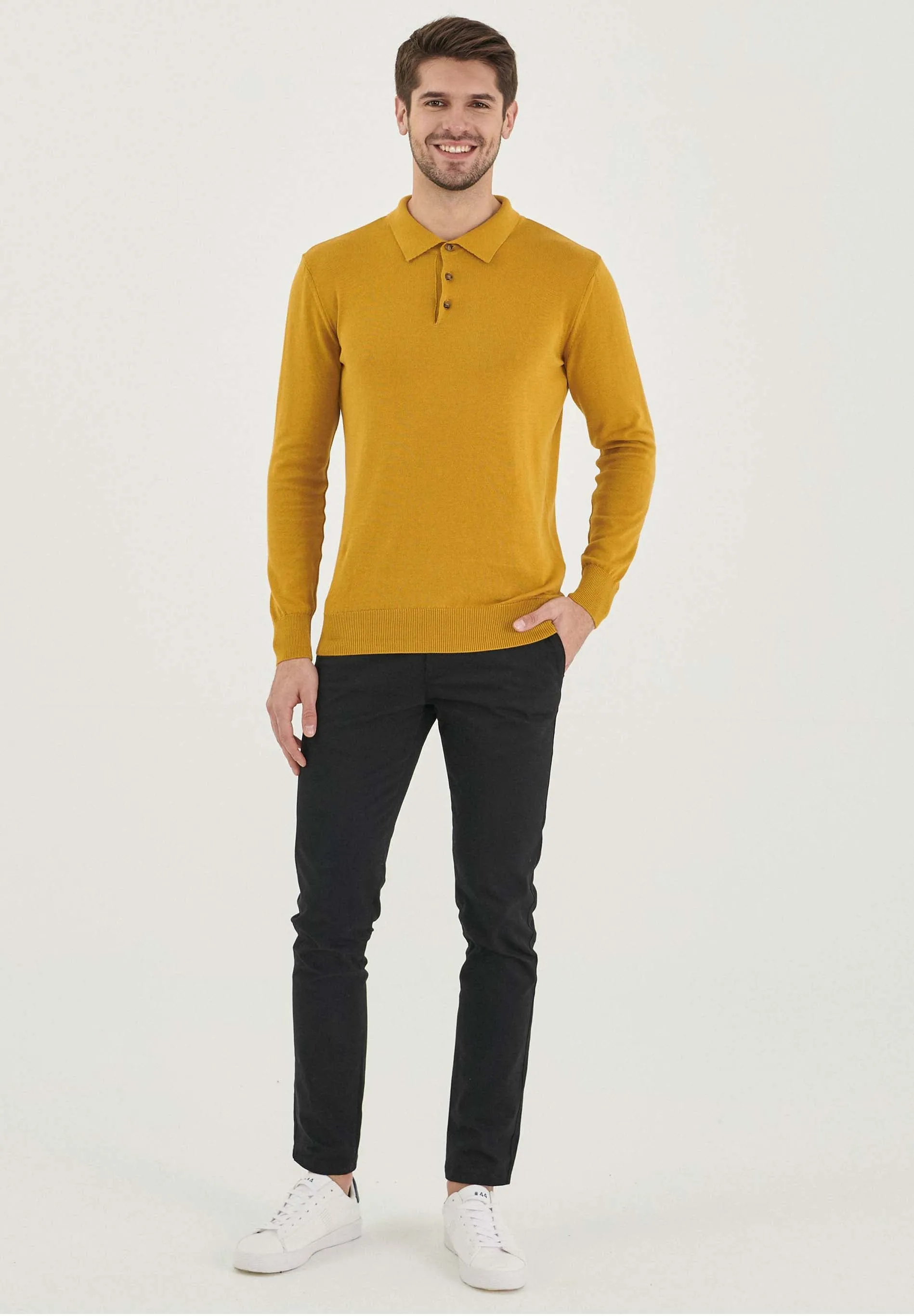 Men's Polo Collar Knit Sweater Olive Oil sold by Ivalo.com product image thumbnail 3