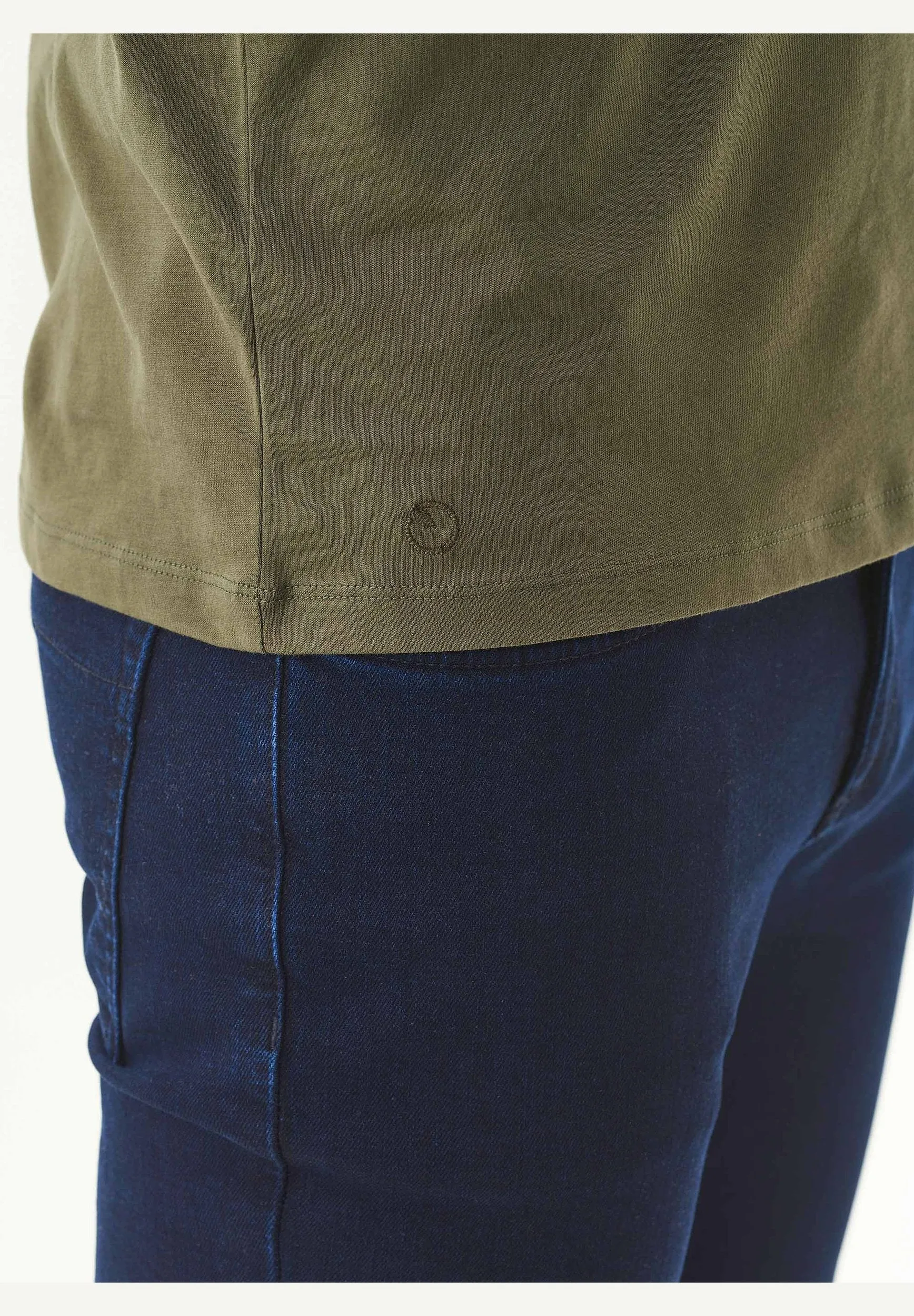 Men's Casual Long-Sleeved T-Shirt Military Olive sold by Ivalo.com product image thumbnail 5