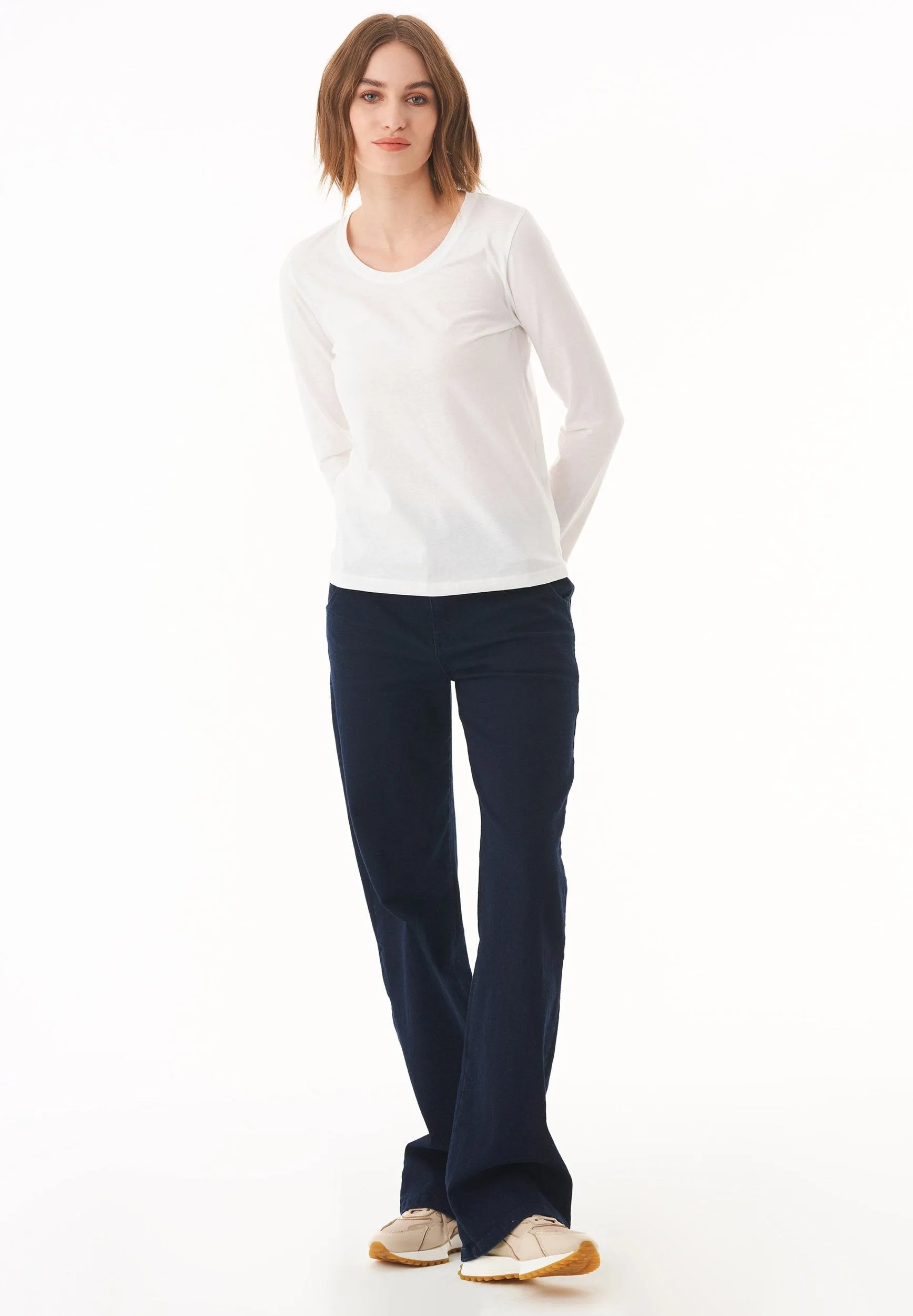 Women's Casual Long-Sleeved T-Shirt Off White sold by Ivalo.com product image thumbnail 3