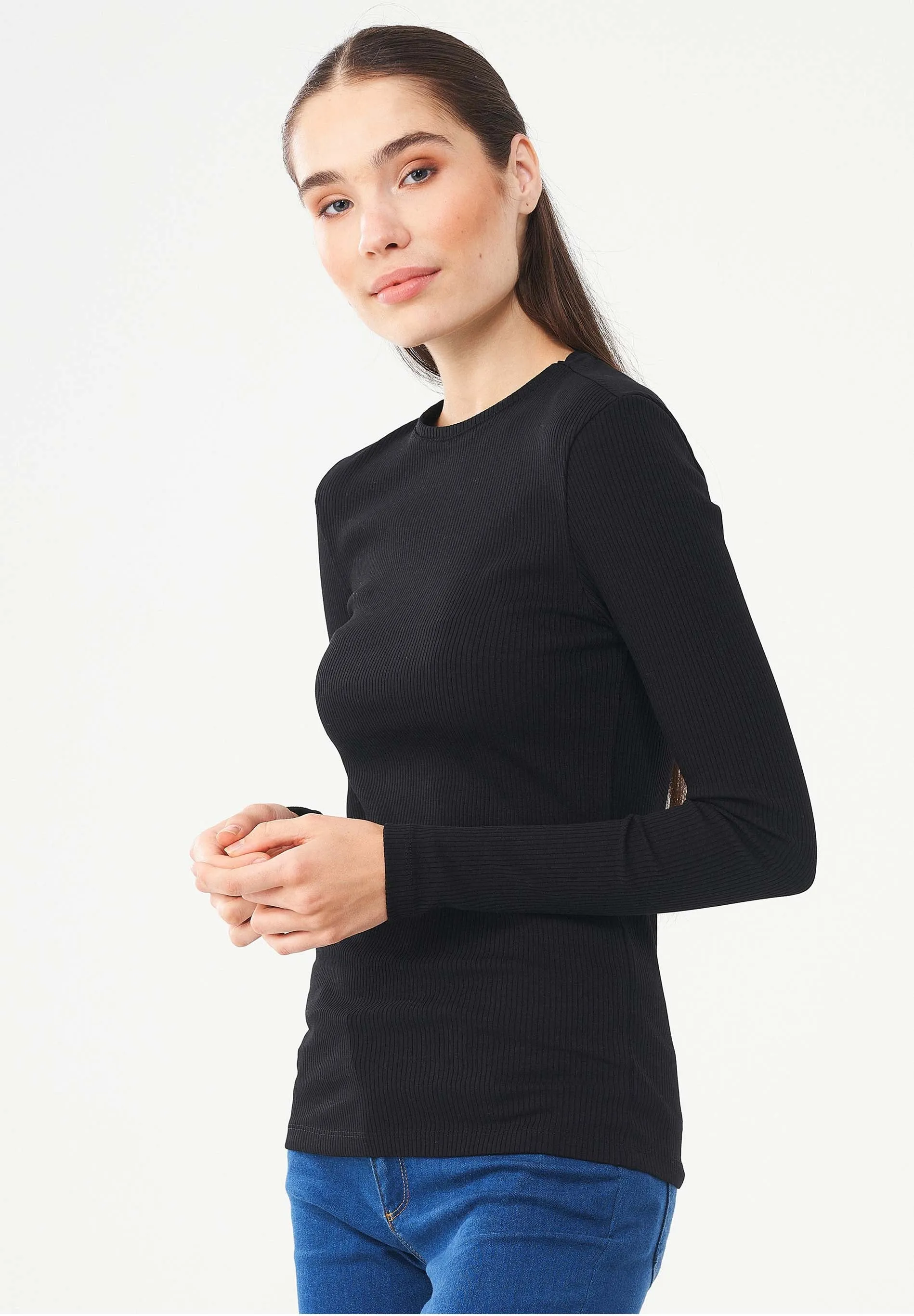 Women's Ribbed Round Neck Long-Sleeved Top Black sold by Ivalo.com