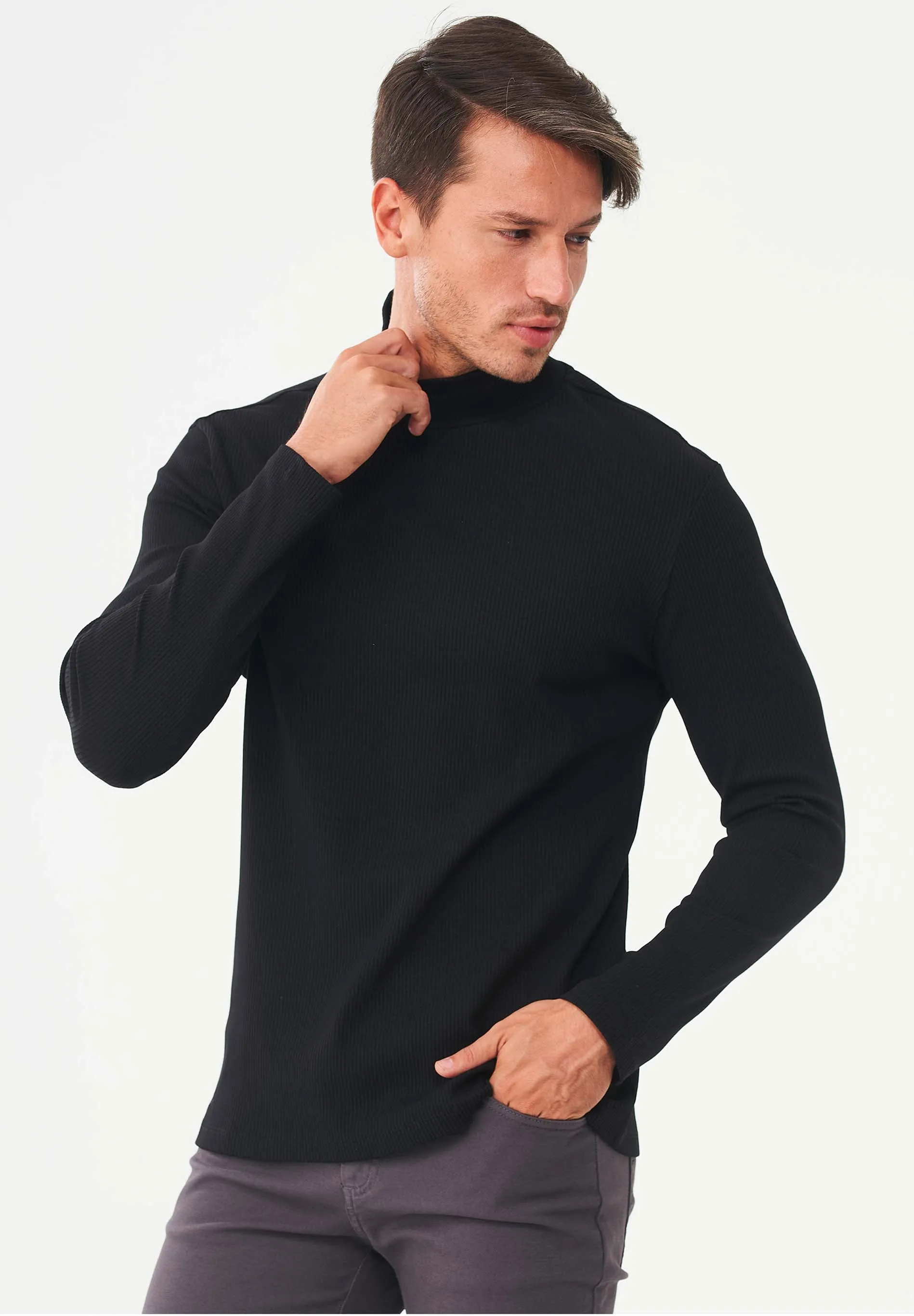 Men's Long-Sleeved Ribbed Turtleneck Shirt Black sold by Ivalo.com product image thumbnail 5