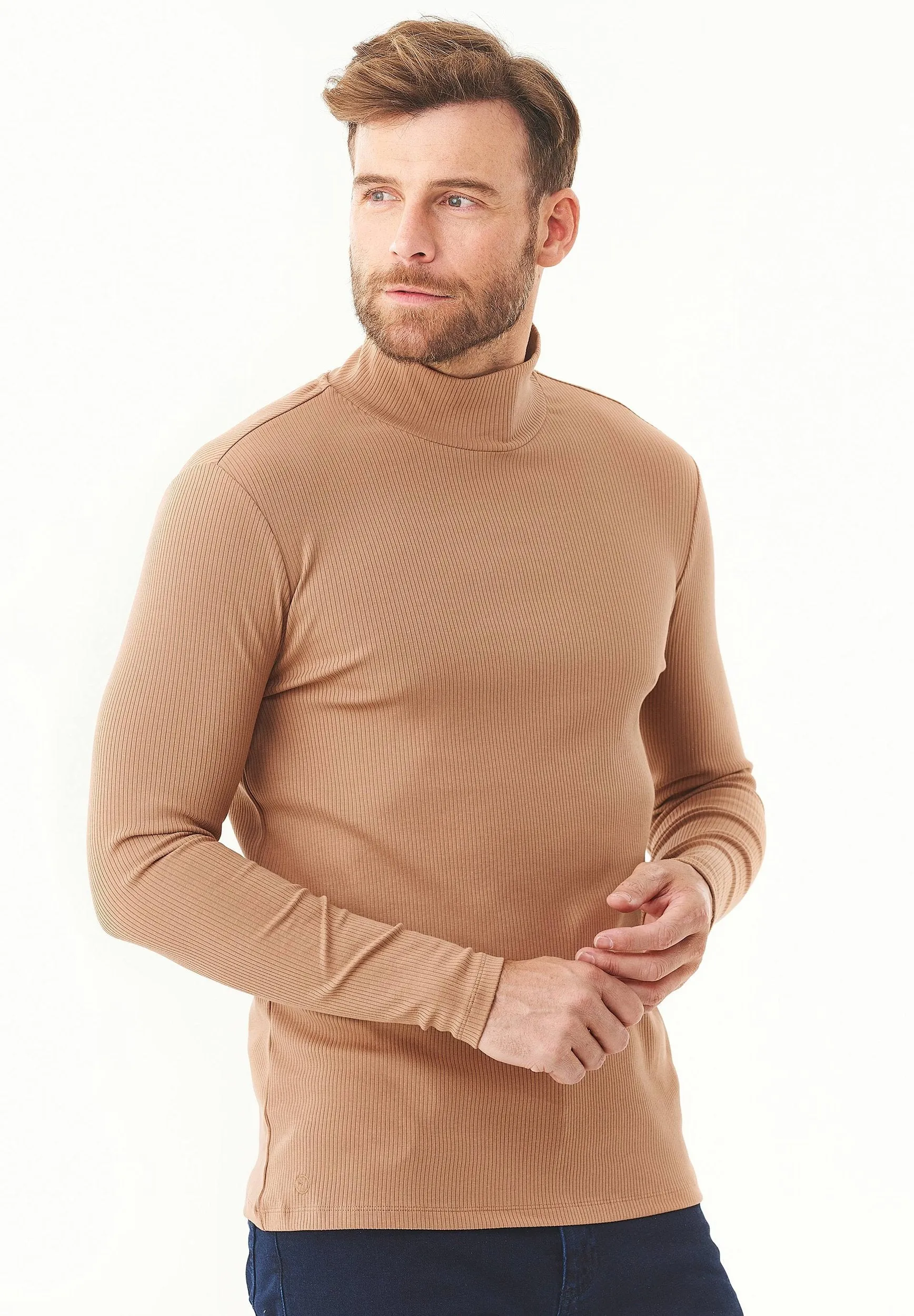 Men's Long-Sleeved Ribbed Turtleneck Shirt Light Brown sold by Ivalo.com