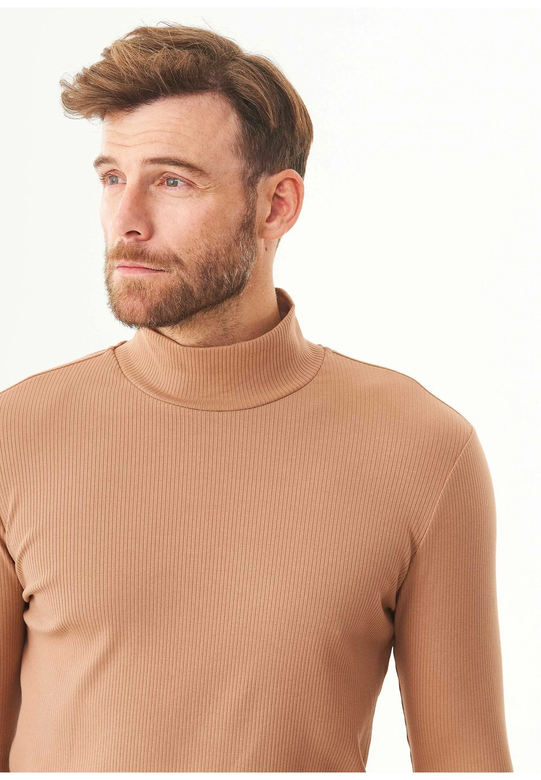 Men's Long-Sleeved Ribbed Turtleneck Shirt Light Brown sold by Ivalo.com product image thumbnail 5