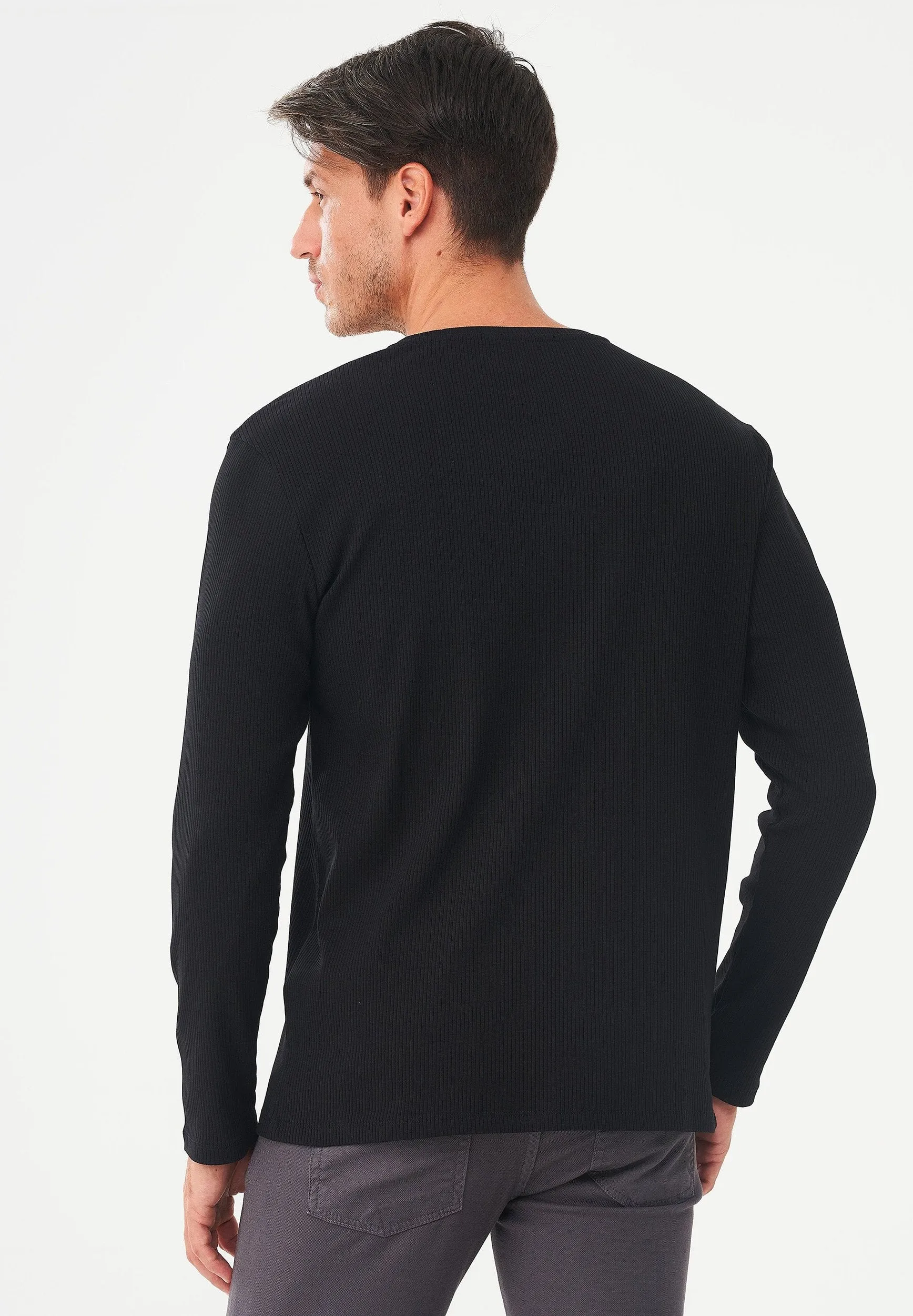Men's Long-Sleeved Ribbed O-Neck Shirt Black sold by Ivalo.com product image thumbnail 2