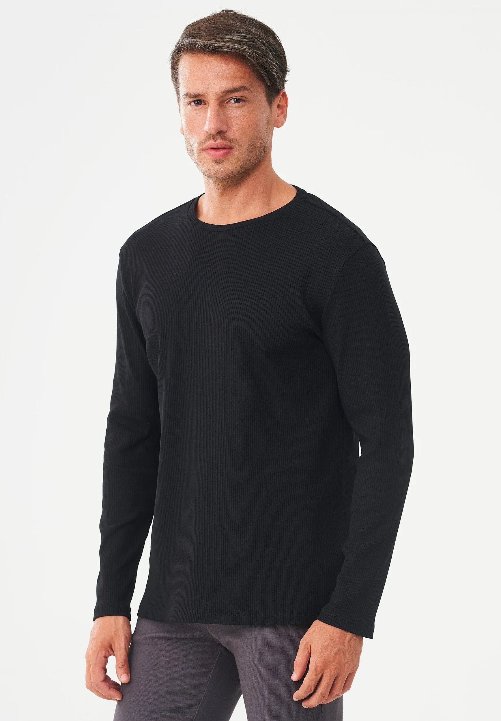 Men's Long-Sleeved Ribbed O-Neck Shirt Black sold by Ivalo.com product image thumbnail 5