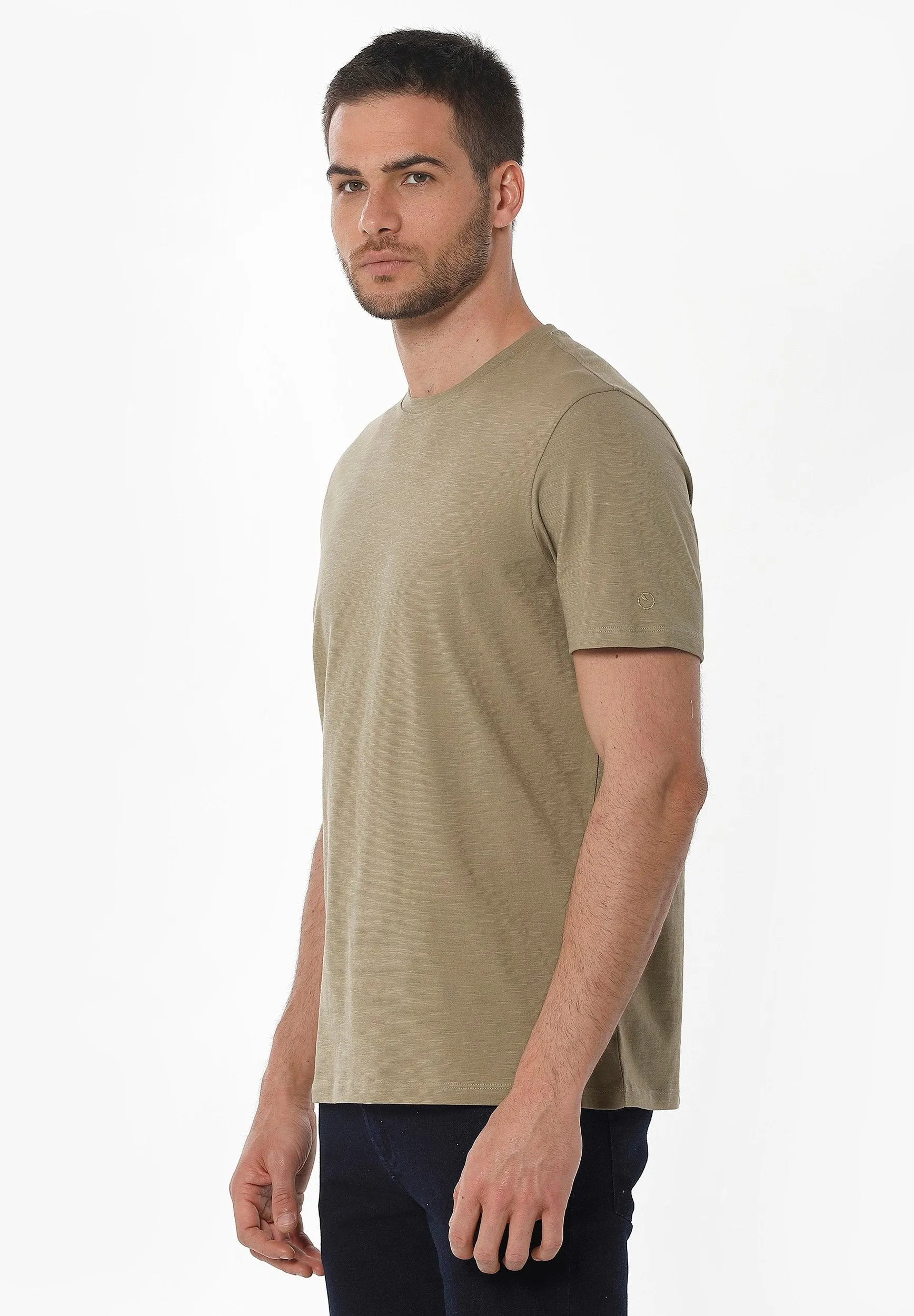 Men's Basic Round Neck T-Shirt Olive sold by Ivalo.com product image thumbnail 4