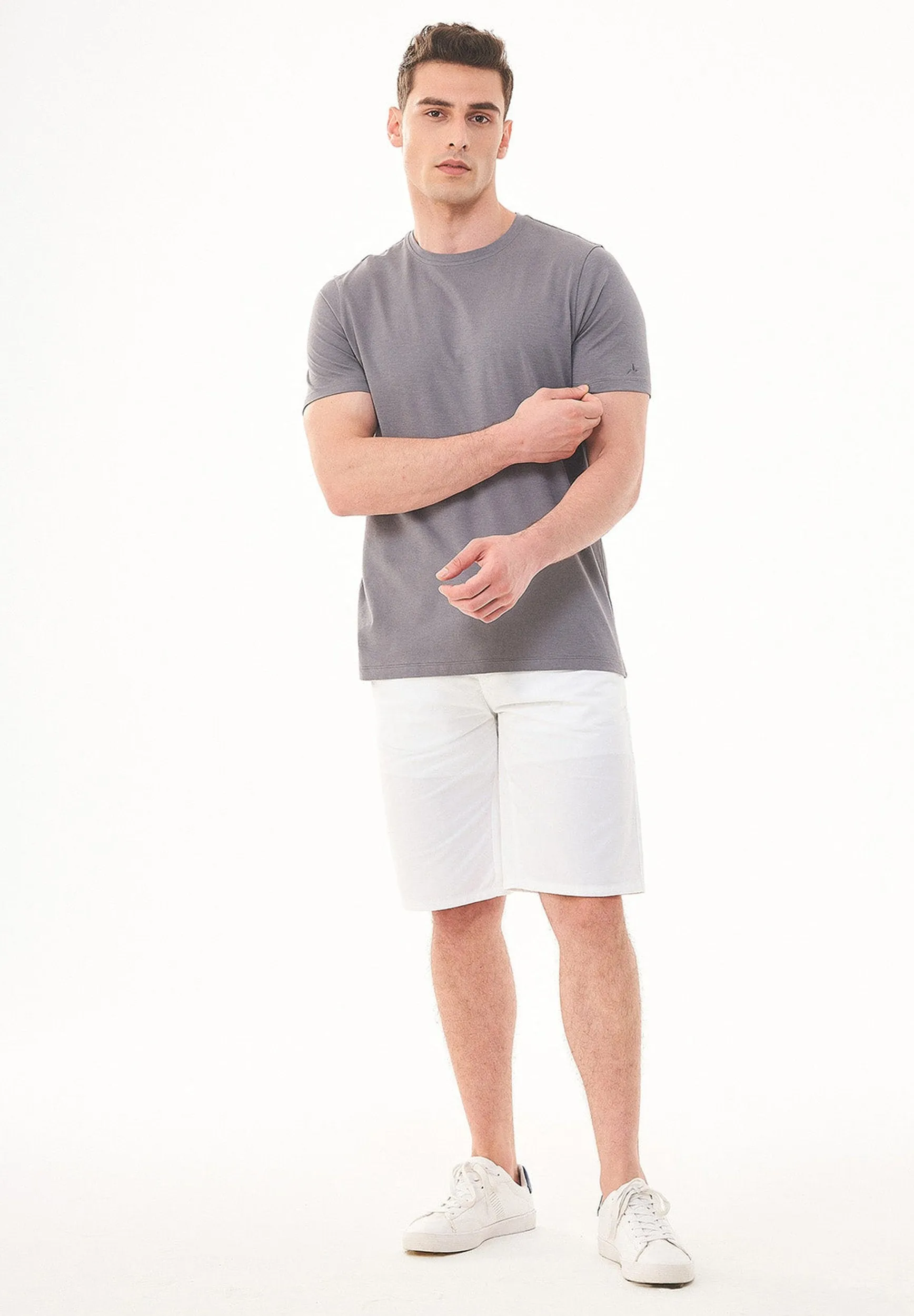 Men's Basic Round Neck T-Shirt Shadow sold by Ivalo.com product image thumbnail 3