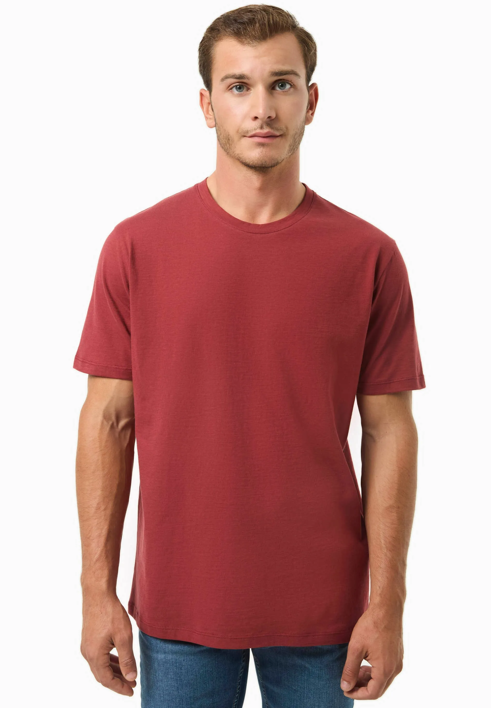 Men's Basic Round Neck T-Shirt Merlot sold by Ivalo.com