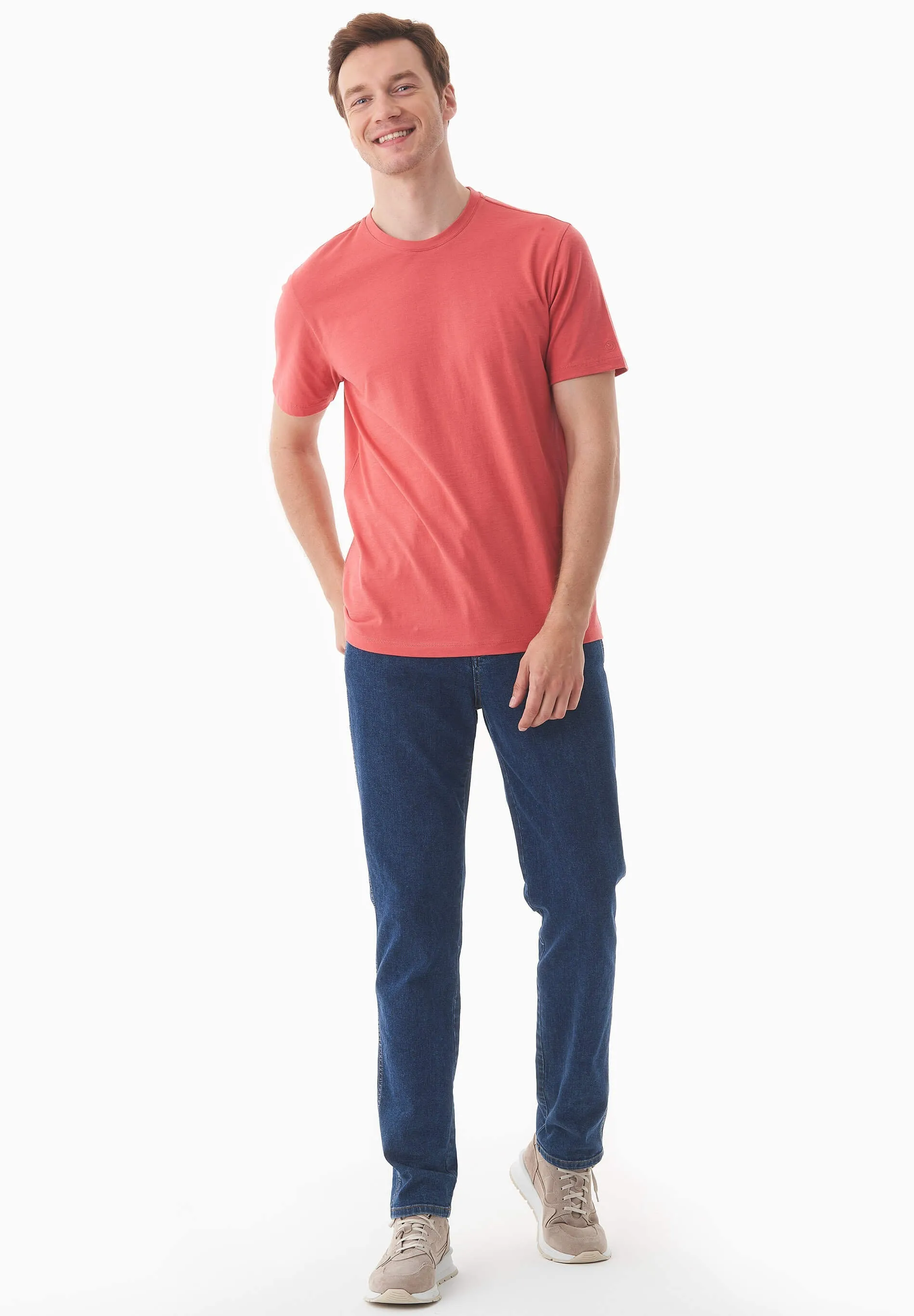 Men's Basic Round Neck T-Shirt Radiant Red sold by Ivalo.com product image thumbnail 3