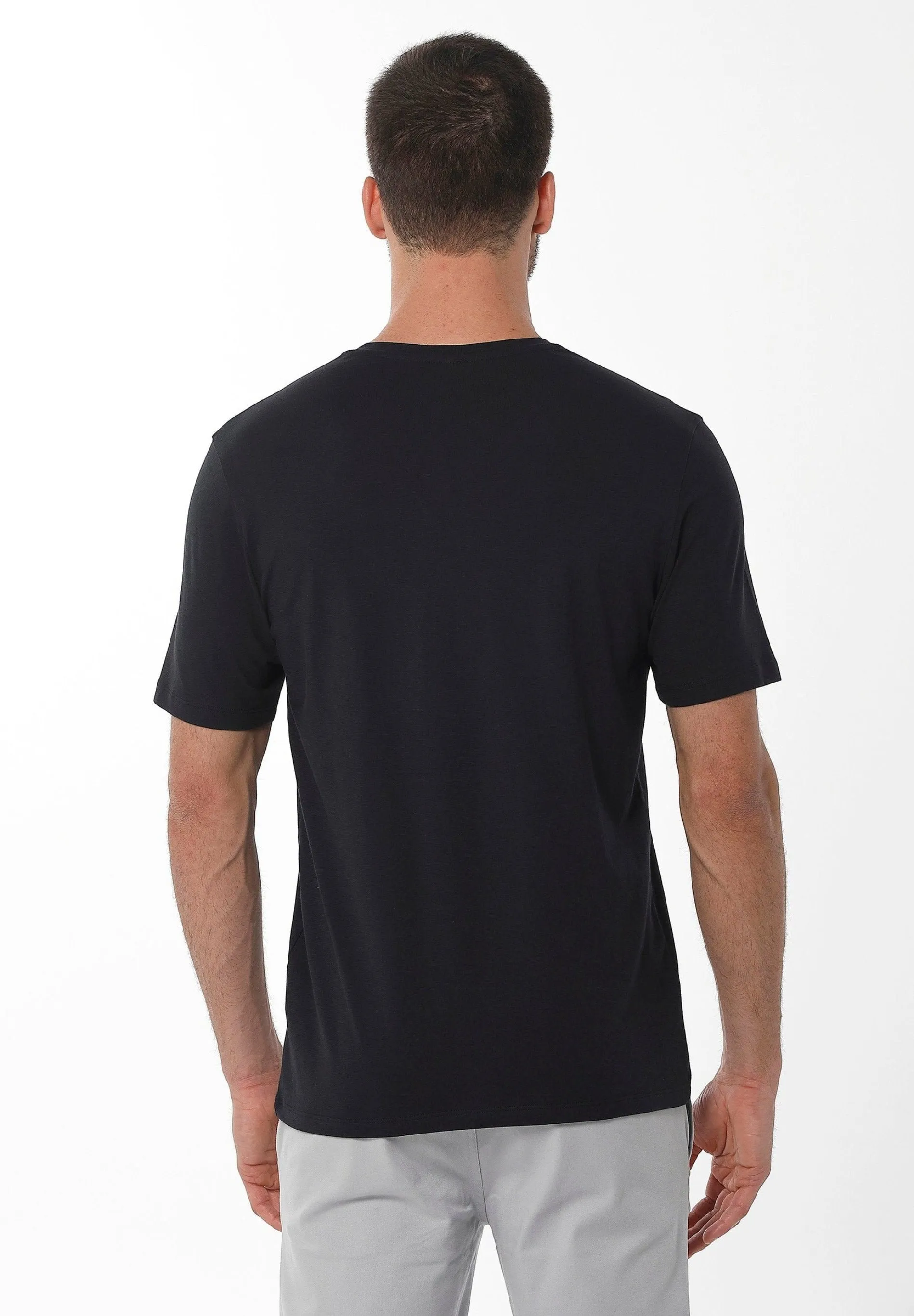 Men's Basic V-Neck T-Shirt Black sold by Ivalo.com product image thumbnail 2