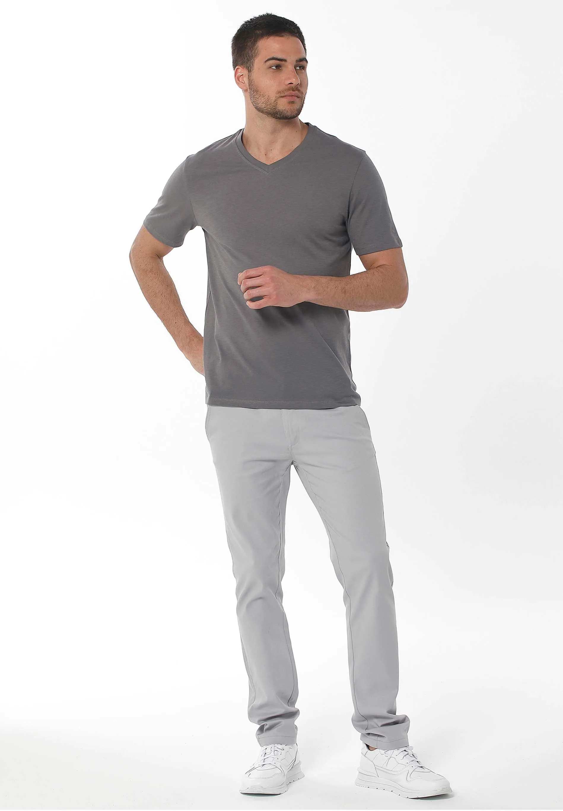 Men's Basic V-Neck T-Shirt Shadow sold by Ivalo.com product image thumbnail 3