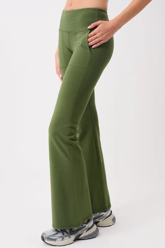 All Day Pant Roots sold by Ivalo.com