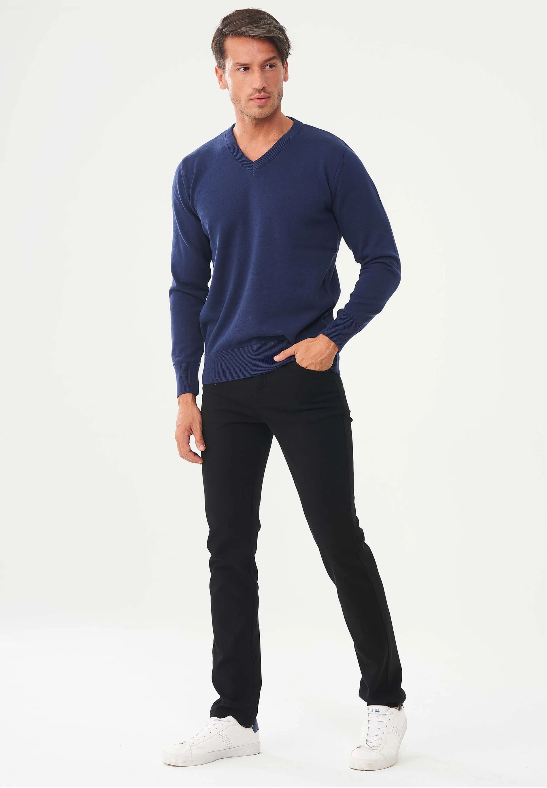 Men's V-Neck Organic Cotton Sweater Navy sold by Ivalo.com product image thumbnail 3