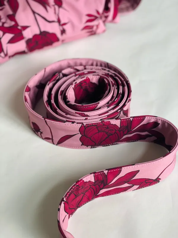 Rainsisters Belt Pink Peony Bloom sold by Ivalo.com