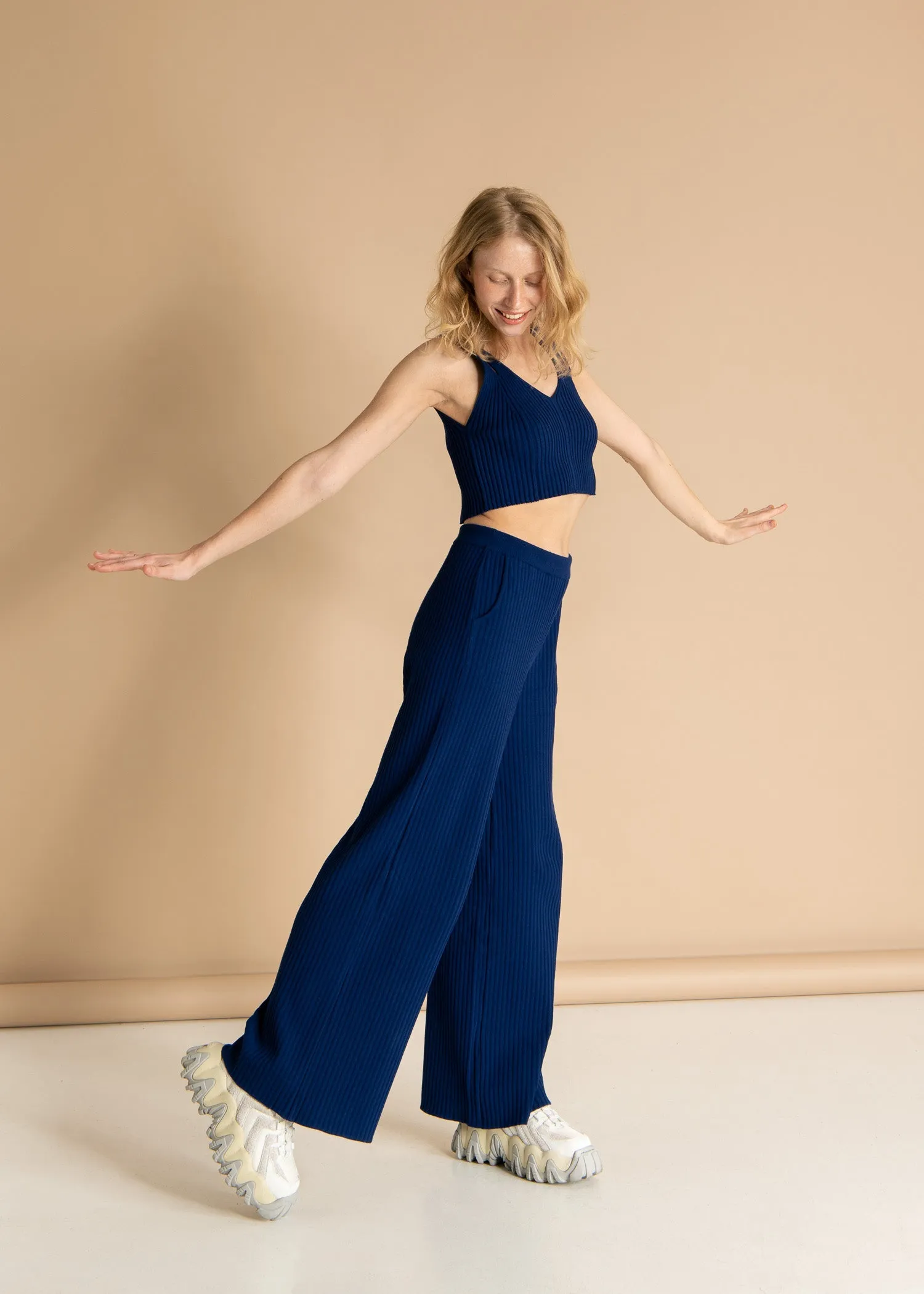 Donna Ribbed Crop Top Navy sold by Ivalo.com product image thumbnail 4