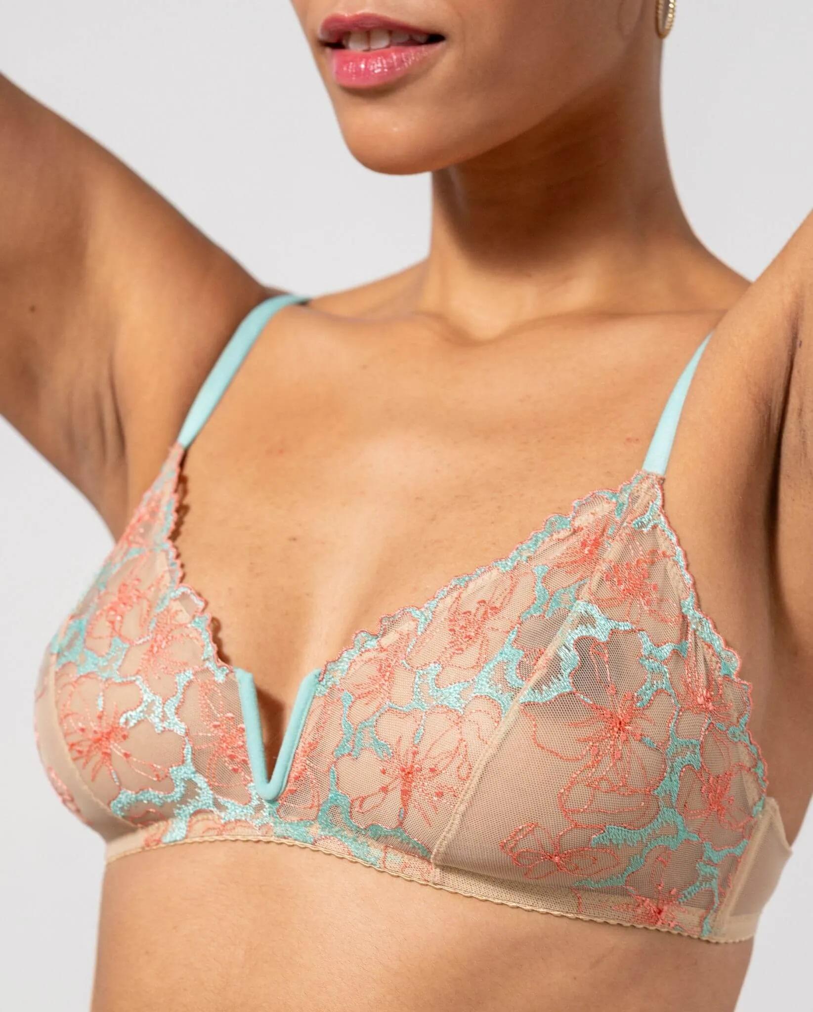 Mesh V-Balconette Beige/Coral/Turquoise sold by Ivalo.com product image thumbnail 5