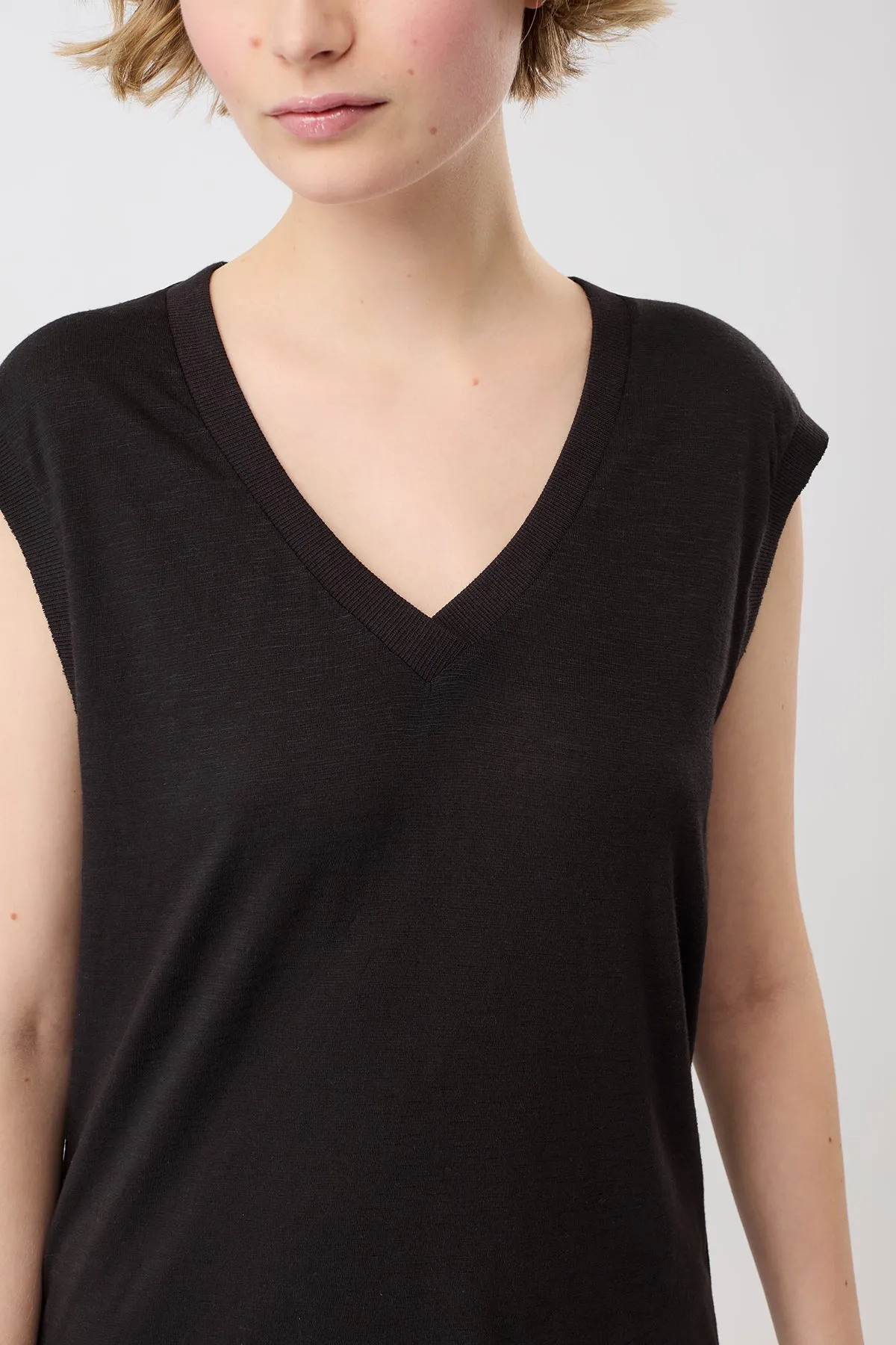 T-Shirt Biarritz Black sold by Ivalo.com product image thumbnail 3