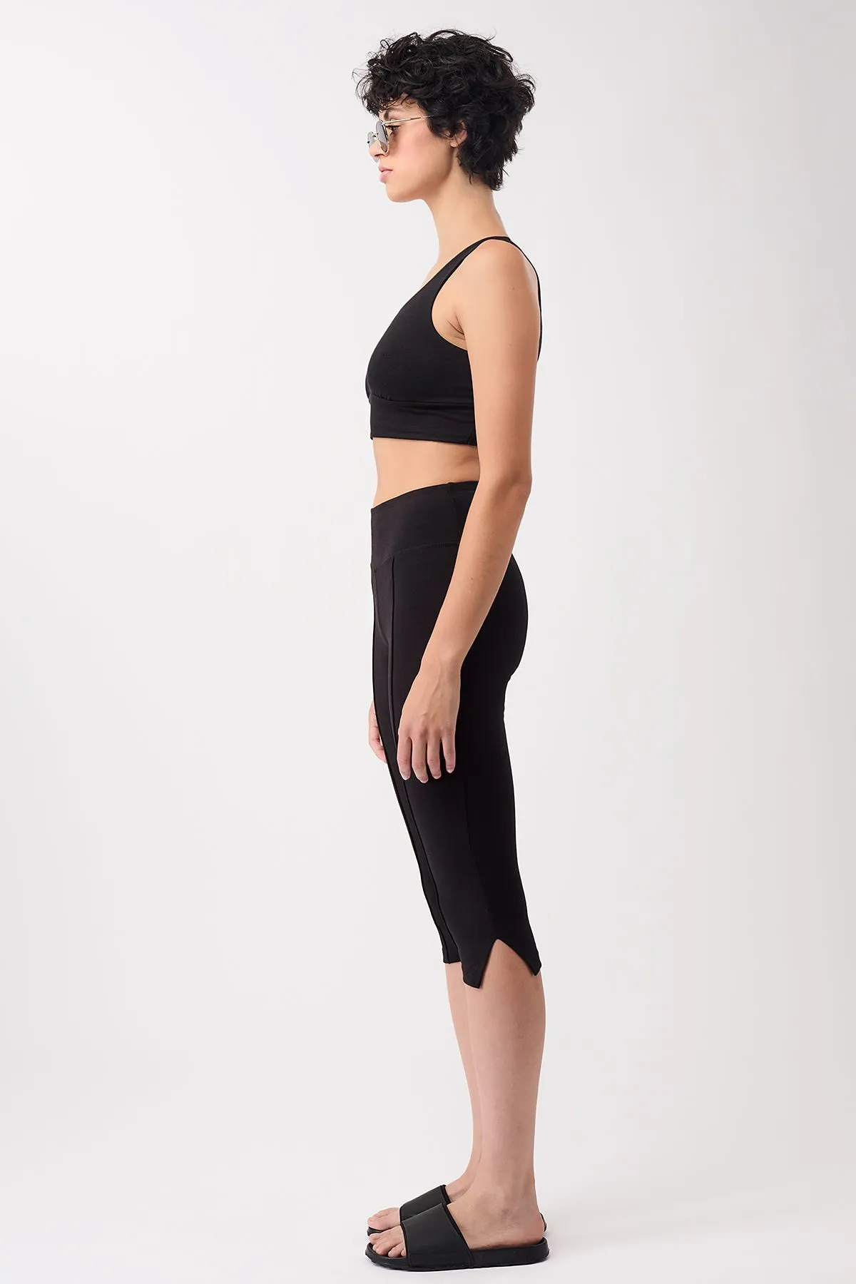 Capri Leggings Black sold by Ivalo.com product image thumbnail 4
