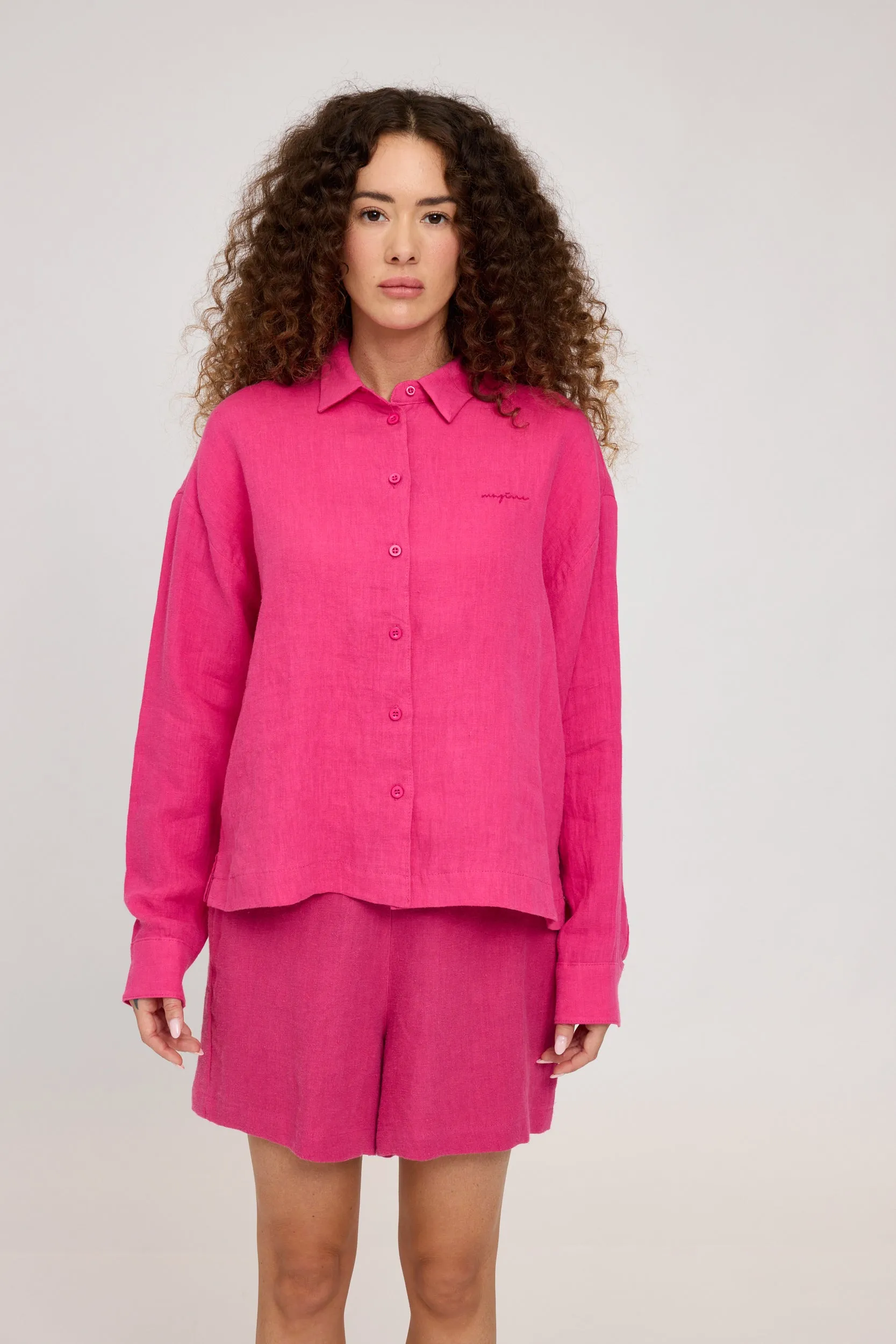 Long Sleeve Linen Button-Up Shirt sold by Ivalo.com