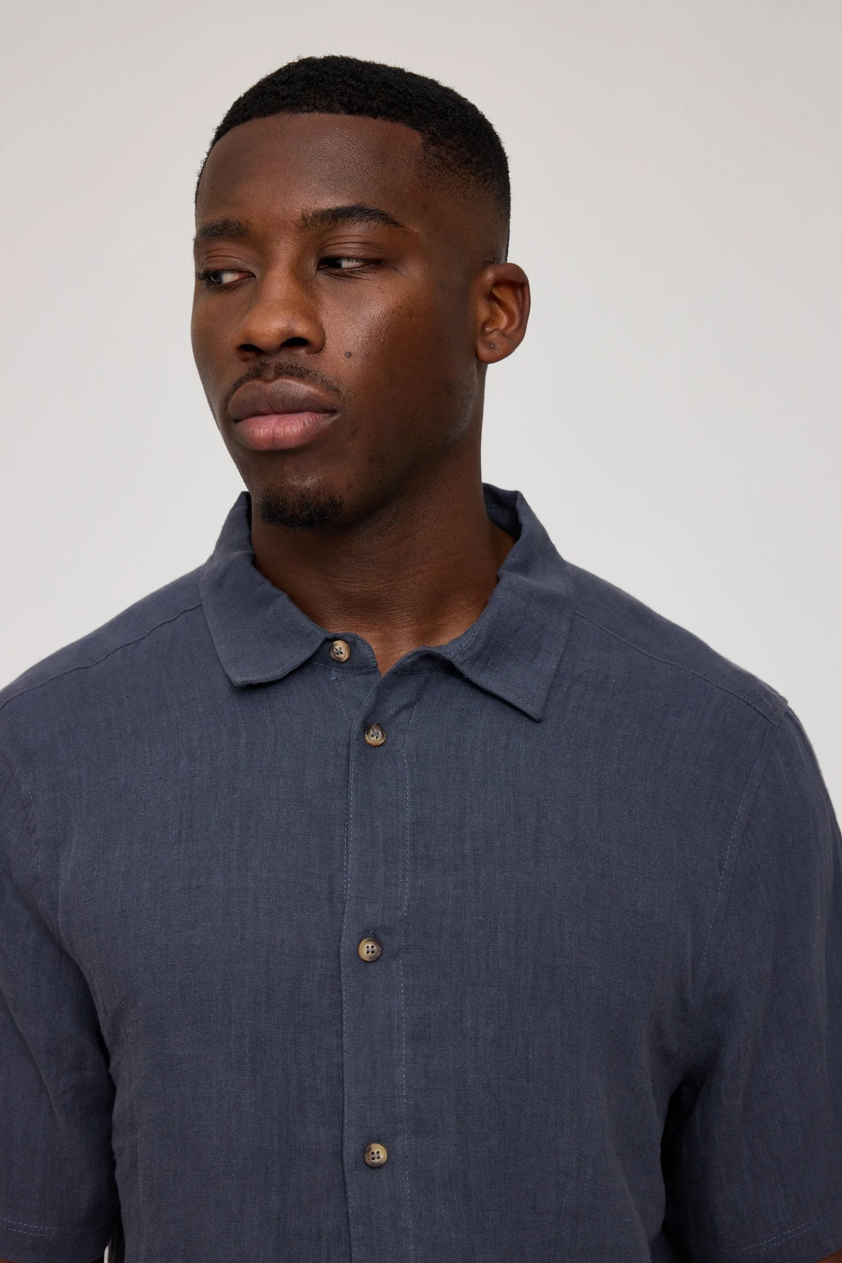 Men's Short Sleeve Linen Shirt sold by Ivalo.com product image thumbnail 5