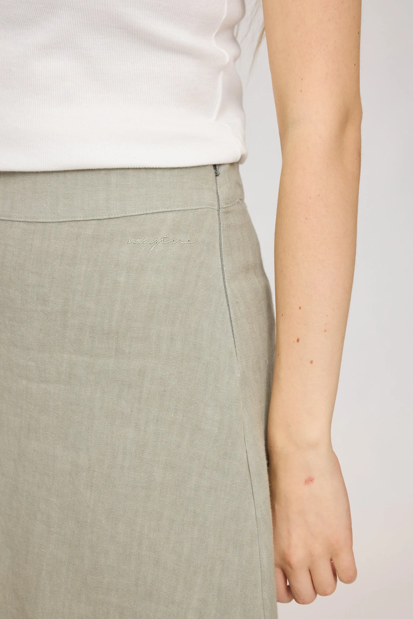 Linen Midi Skirt sold by Ivalo.com product image thumbnail 5