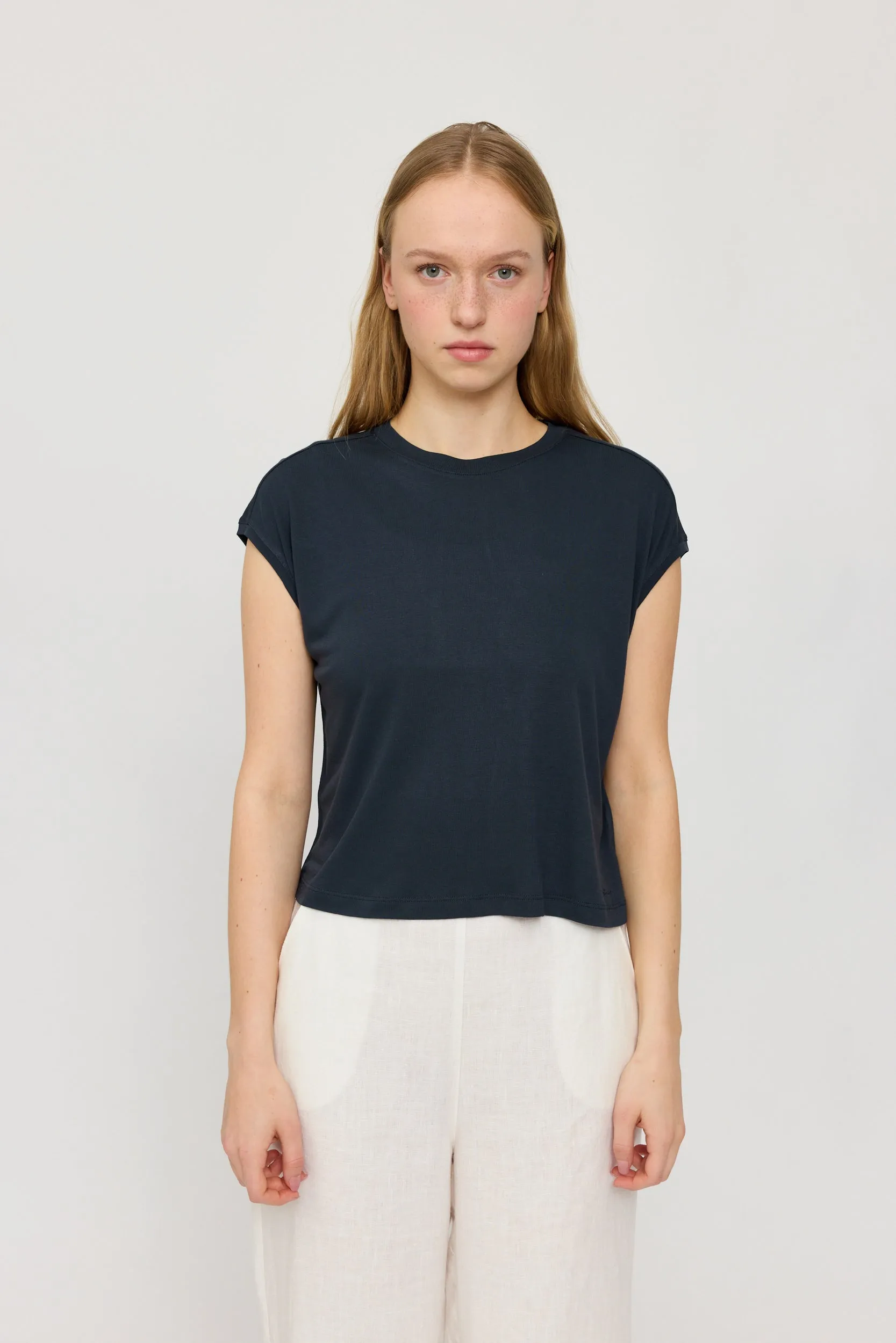 Cropped Loose Fit T-Shirt sold by Ivalo.com product image thumbnail 3