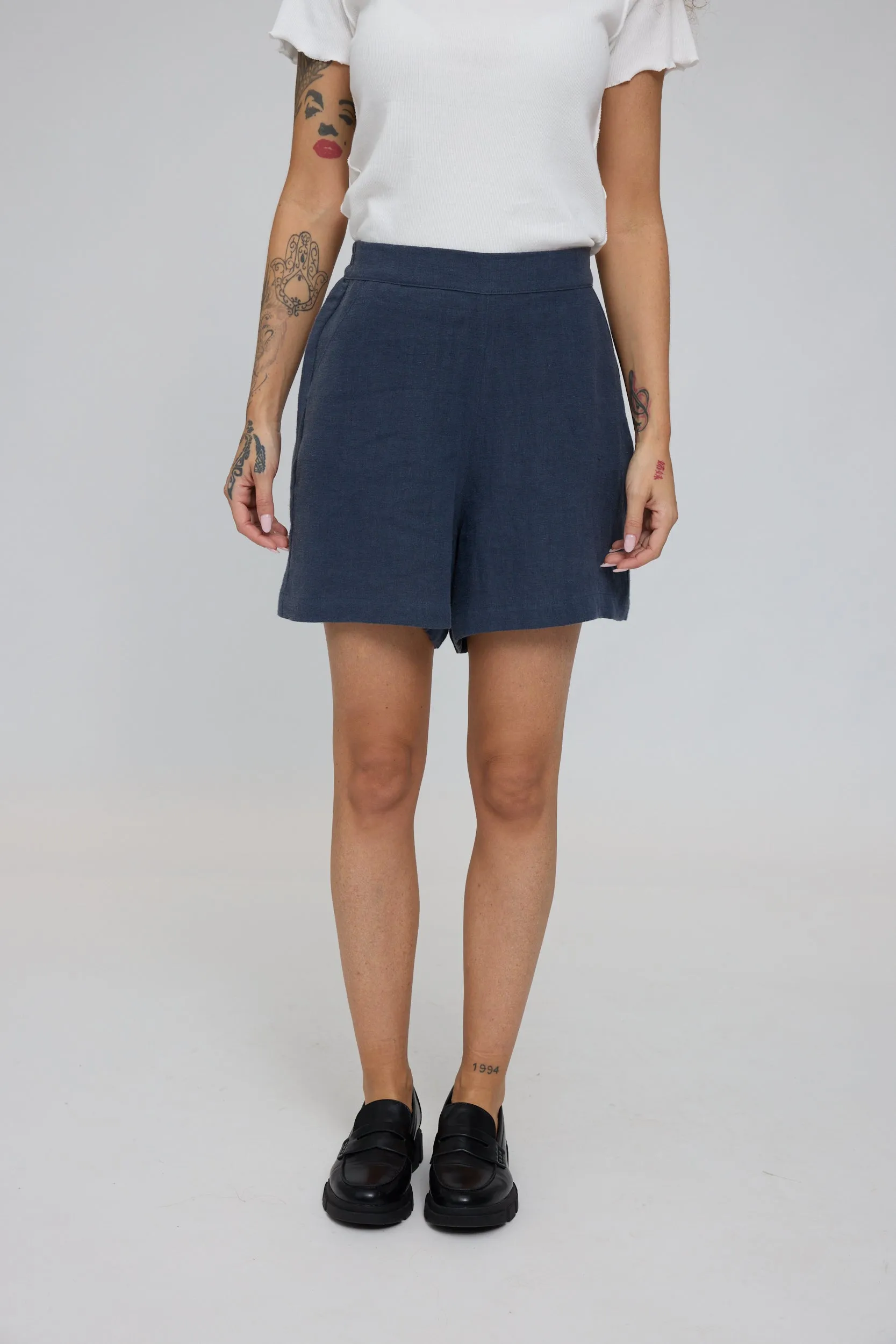 Linen Shorts sold by Ivalo.com