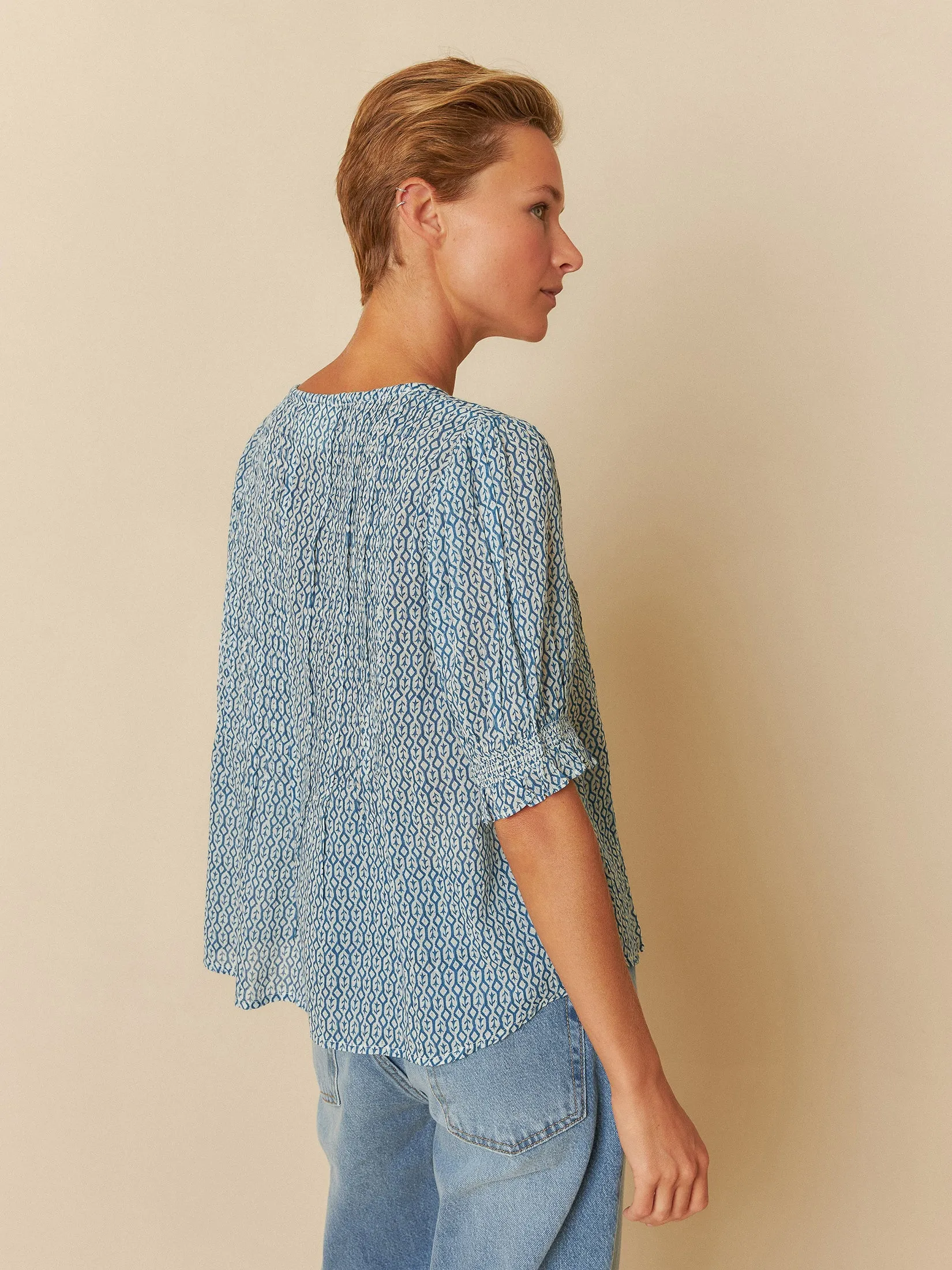 Elastic Short Sleeve Shirt Blue sold by Ivalo.com product image thumbnail 2