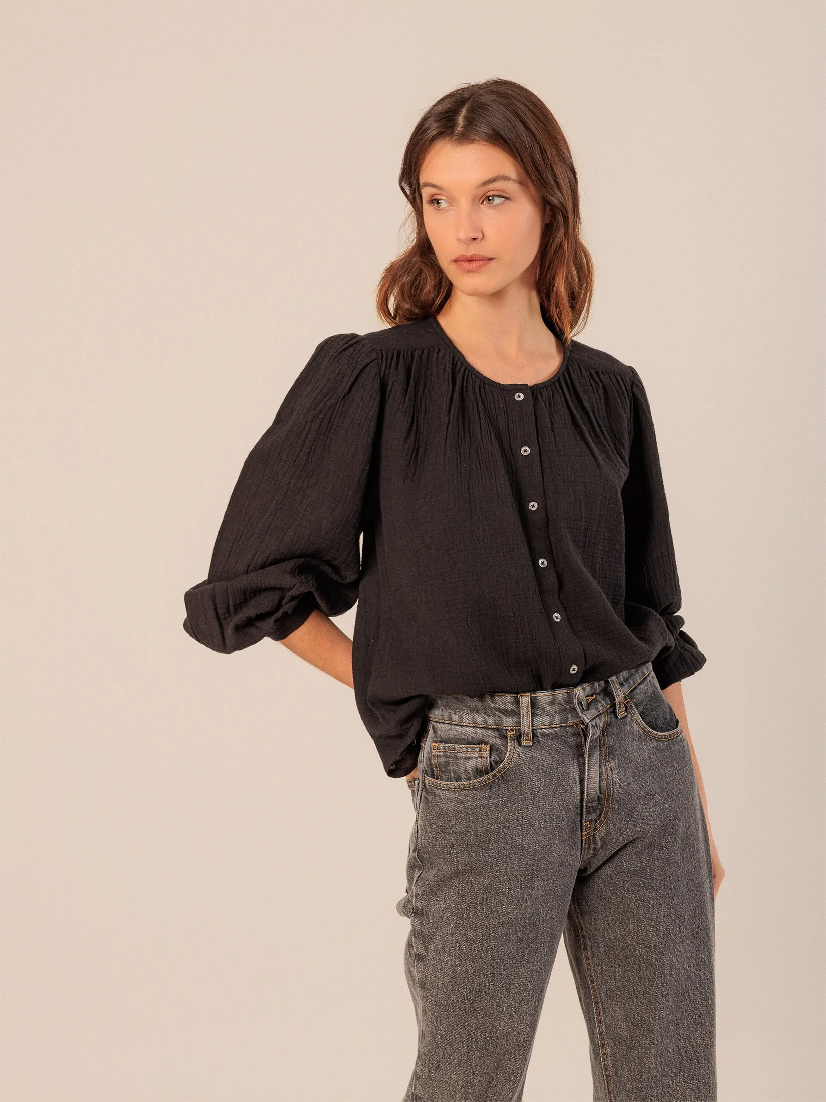 Double-Gauze Shirt Black sold by Ivalo.com