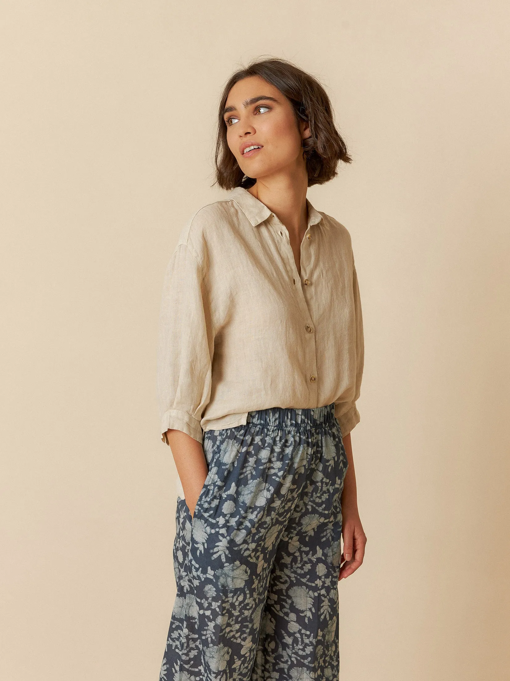 Linen Box-Cut Shirt Stone Grey sold by Ivalo.com