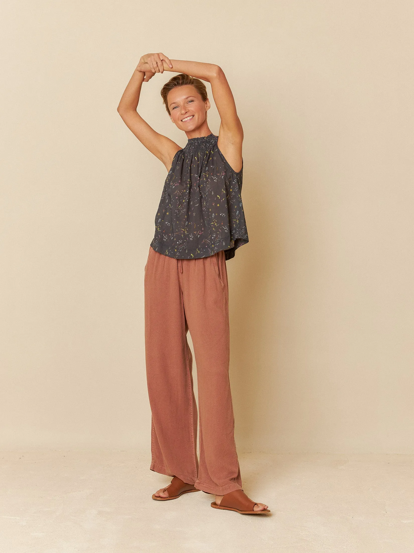 Halter Collar Top Black sold by Ivalo.com product image thumbnail 3