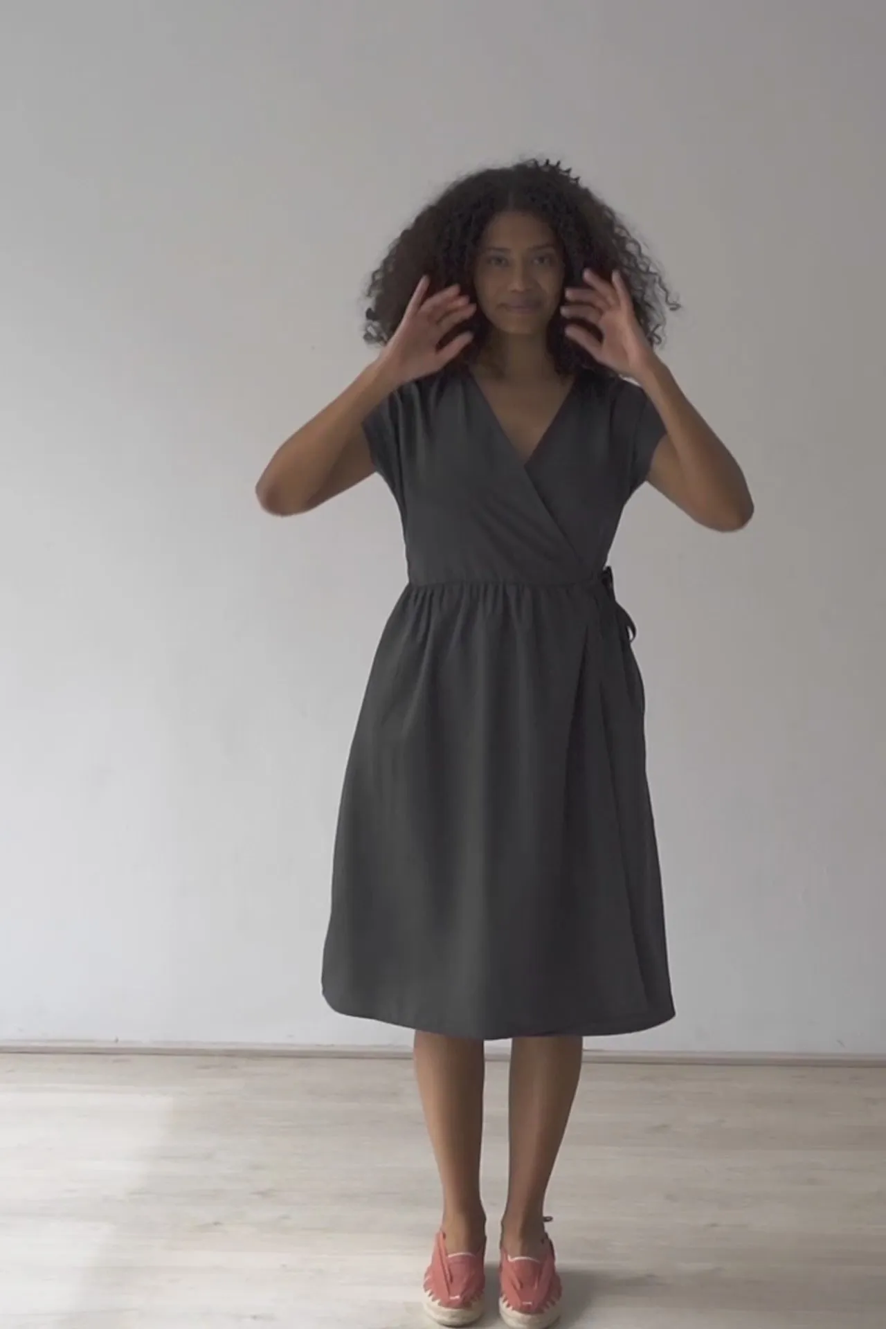 Hira Tencel Wrap Midi Dress Black sold by Ivalo.com product image thumbnail 4