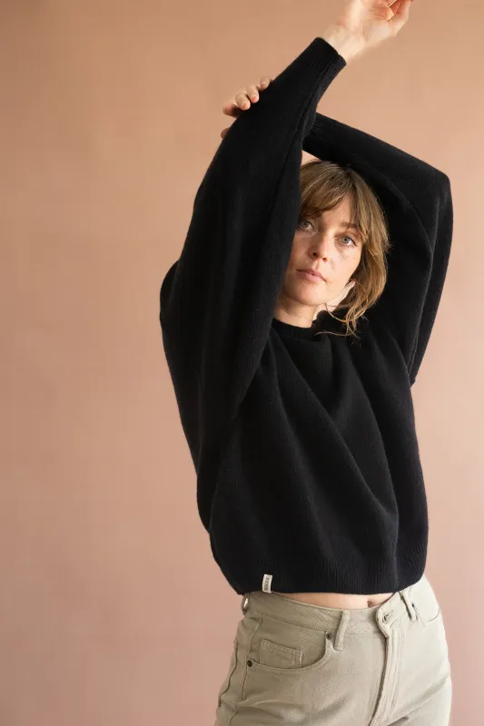 Gaudia Sweater Batwing Sleeve Merino Wool Black sold by Ivalo.com