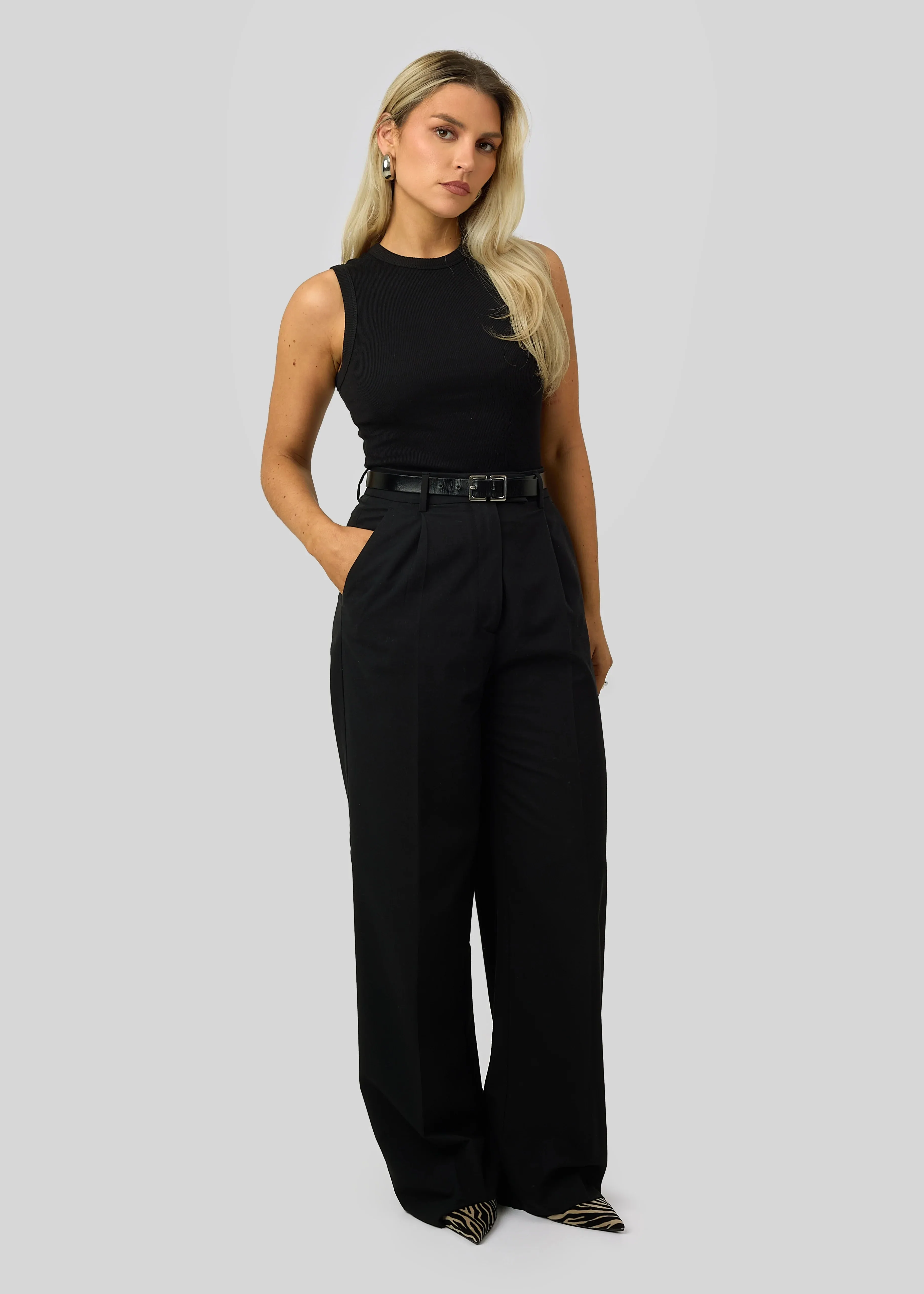 Kurt High-Neck Tank Top Black sold by Ivalo.com product image thumbnail 4