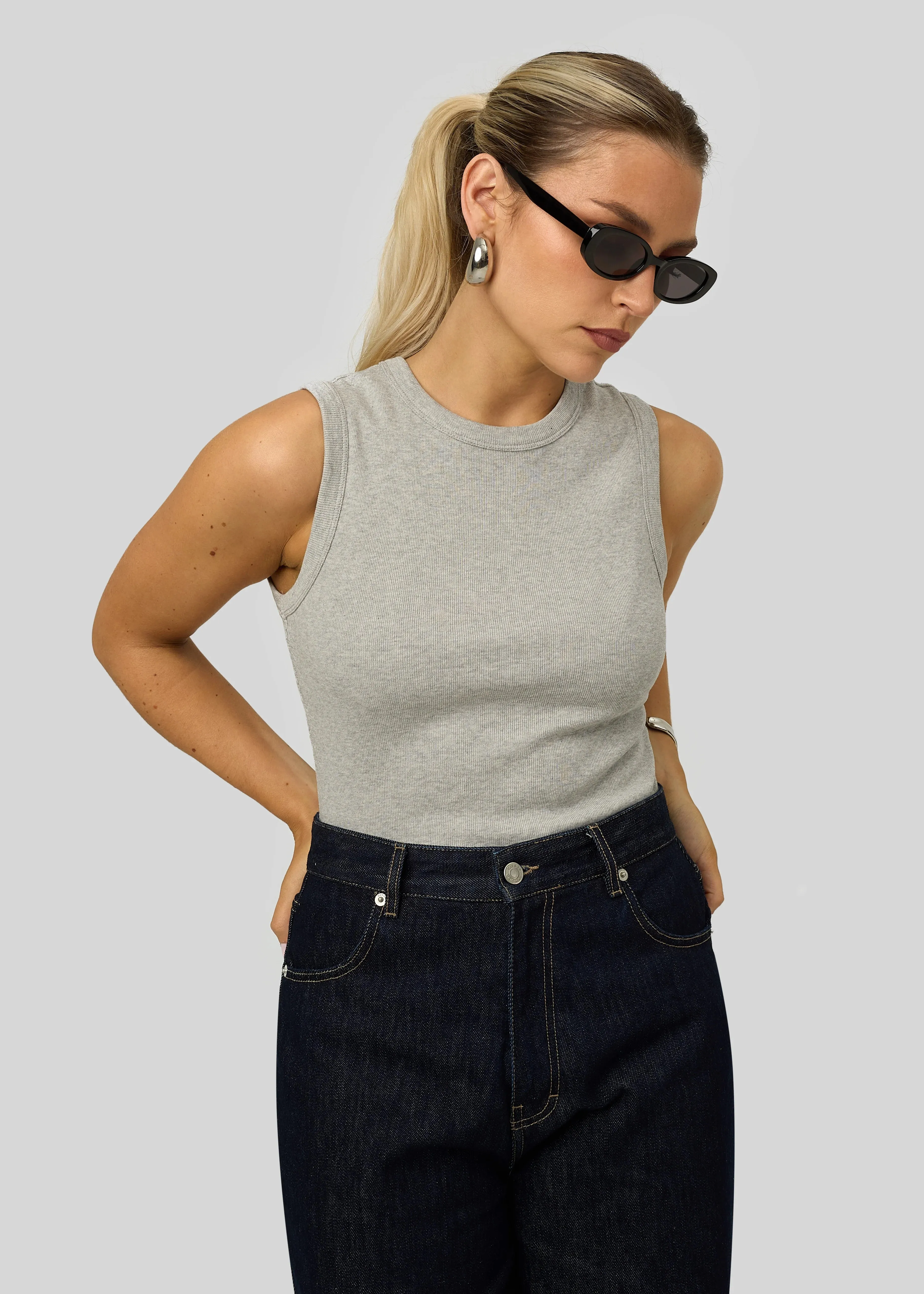 Kurt High-Neck Tank Top Grey sold by Ivalo.com product image thumbnail 3