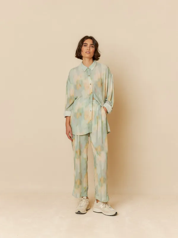 Oversized Boyfriend Shirt Jade sold by Ivalo.com