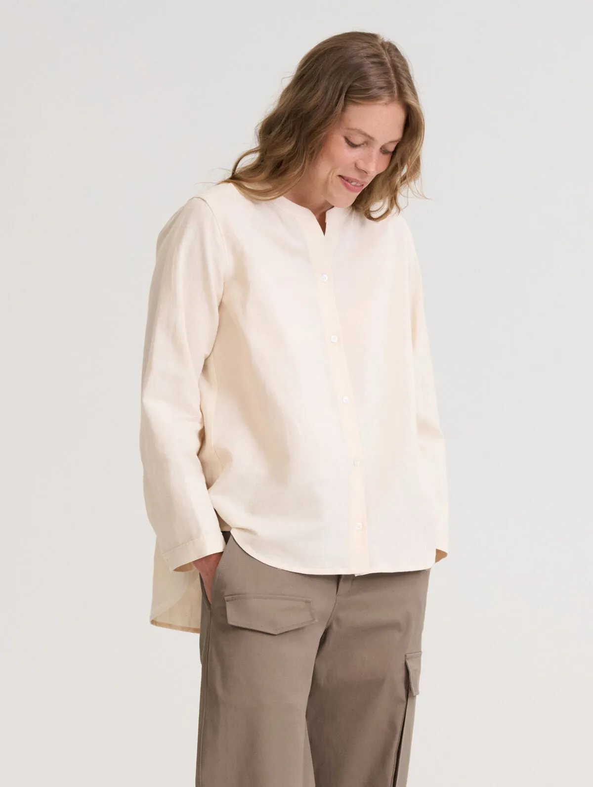 Amelia Linen Blend Shirt Birch sold by Ivalo.com