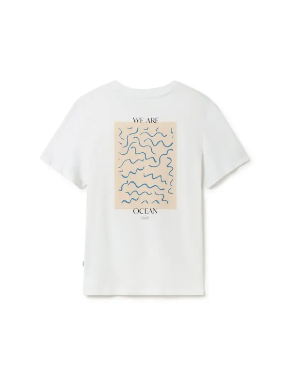 Capitaine T-Shirt White sold by Ivalo.com