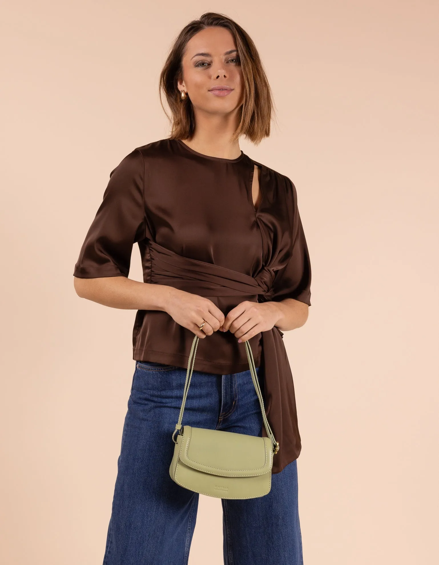 Kendalini Classic Leather Bag Tea Green sold by Ivalo.com product image thumbnail 2